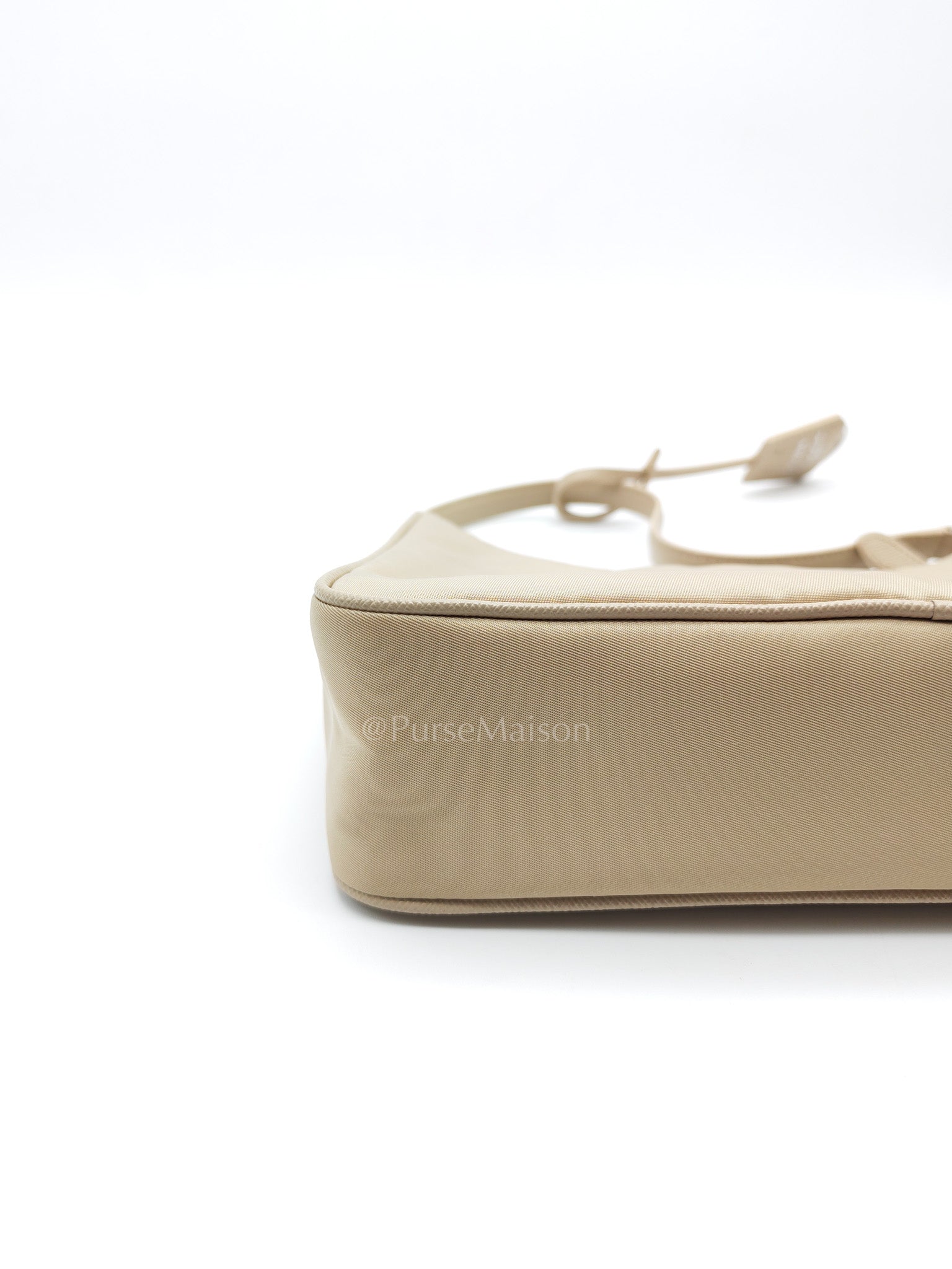 2005 Re-Edition in Deserto Tessuto Saffiano Shoulder Bag