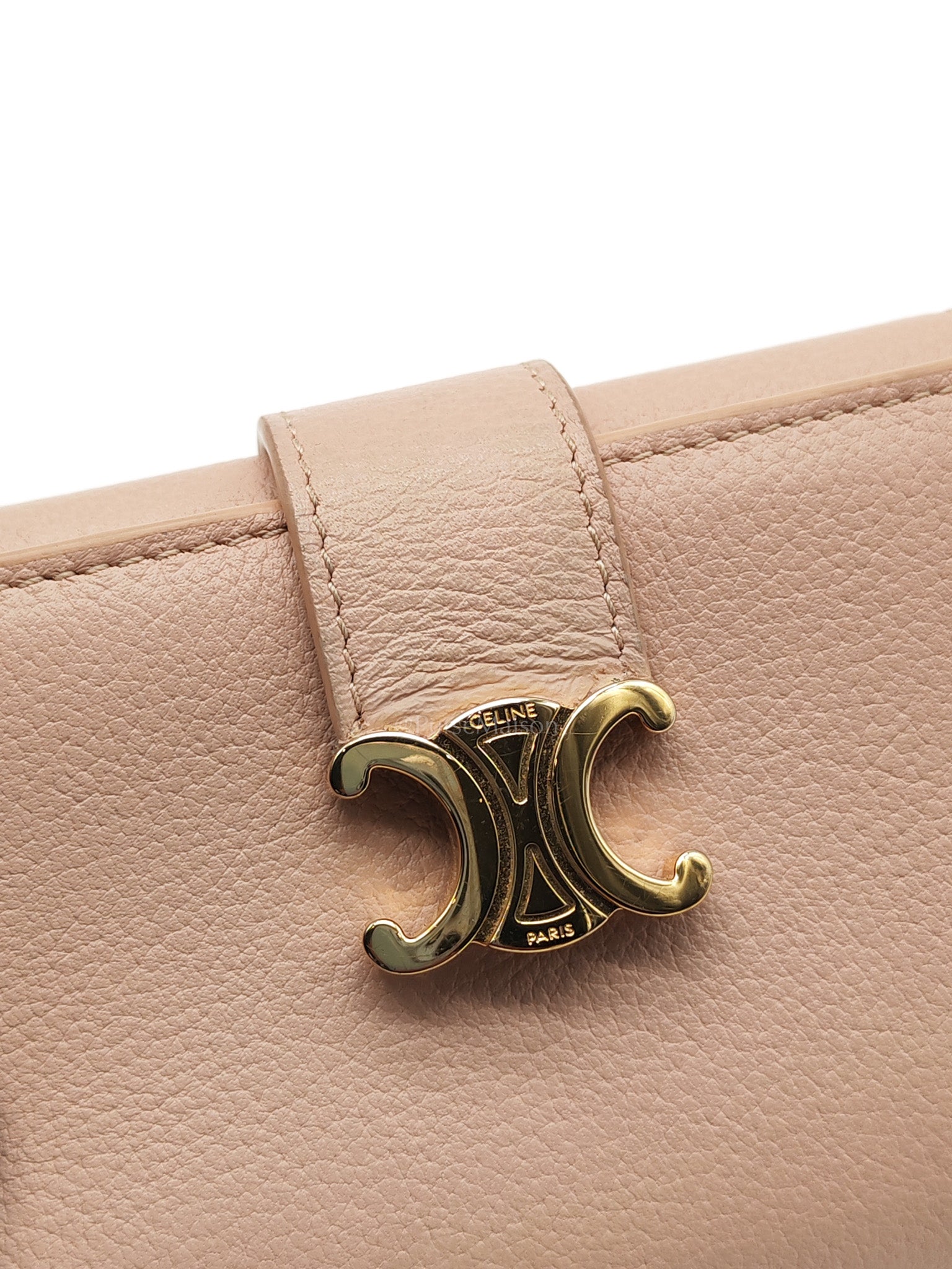 Fine Strap Wallet Nino in Peach Supple Grained Calsking Leather & Gold Hardware