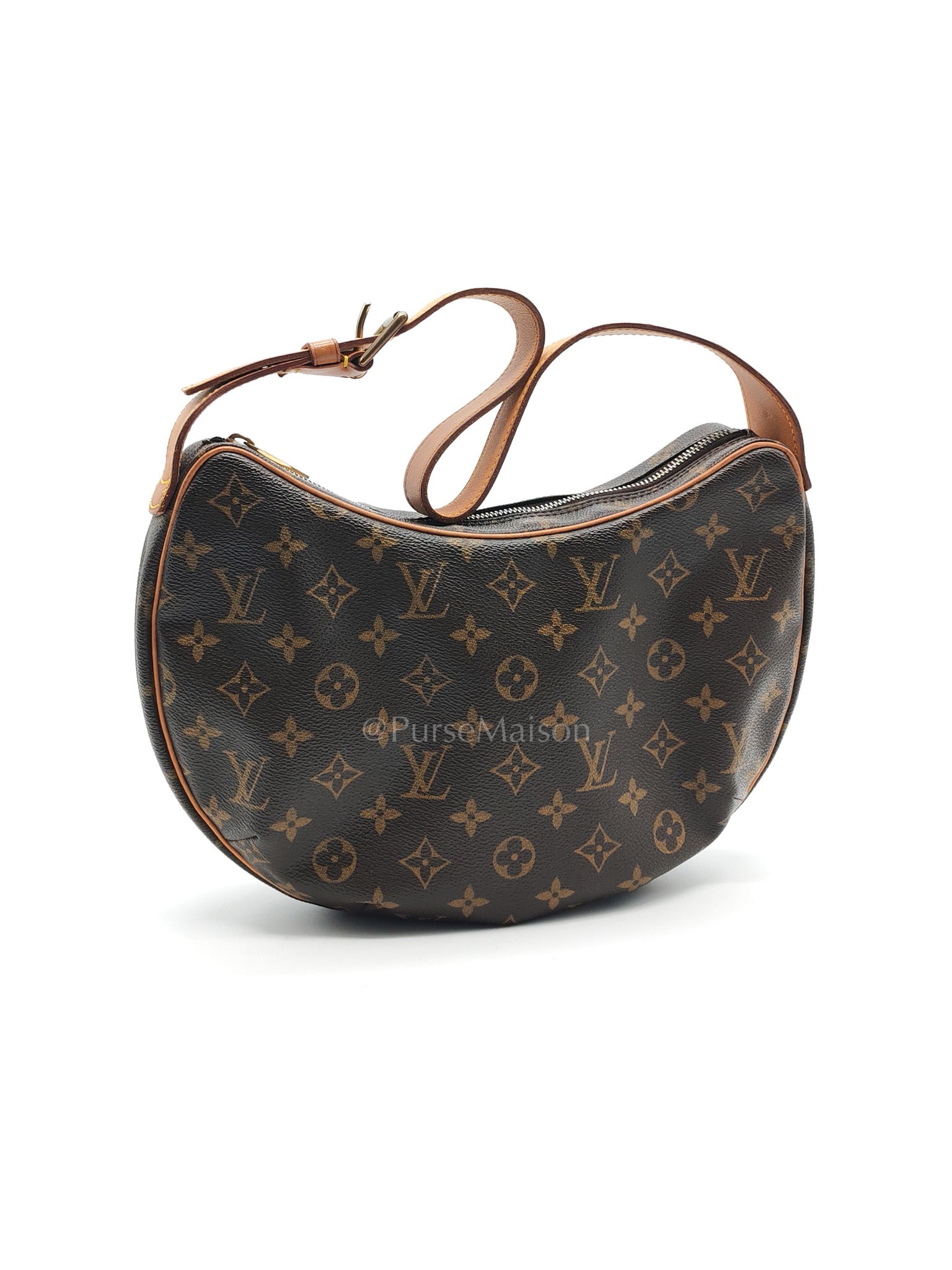 Croissant MM Handbag in Monogram Canvas (Datecode: TH0043)