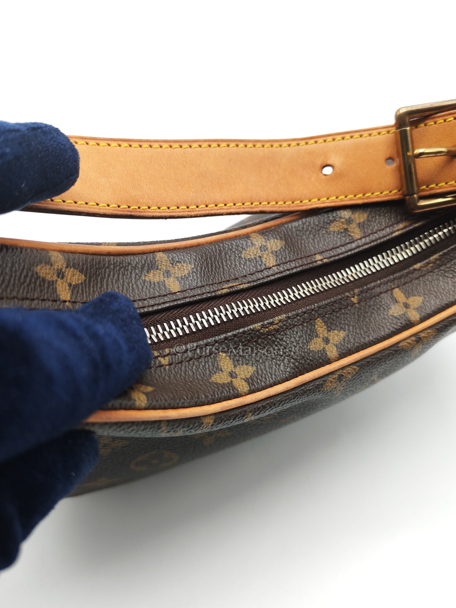 Croissant MM Handbag in Monogram Canvas (Datecode: TH0043)