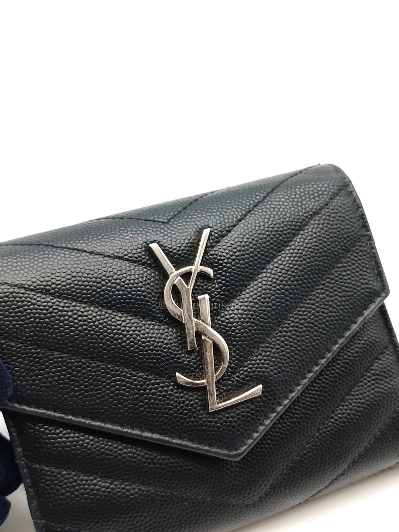 Compact Tri-fold Wallet In Black Grain de Poudre Embossed Leather & Silver Hardware