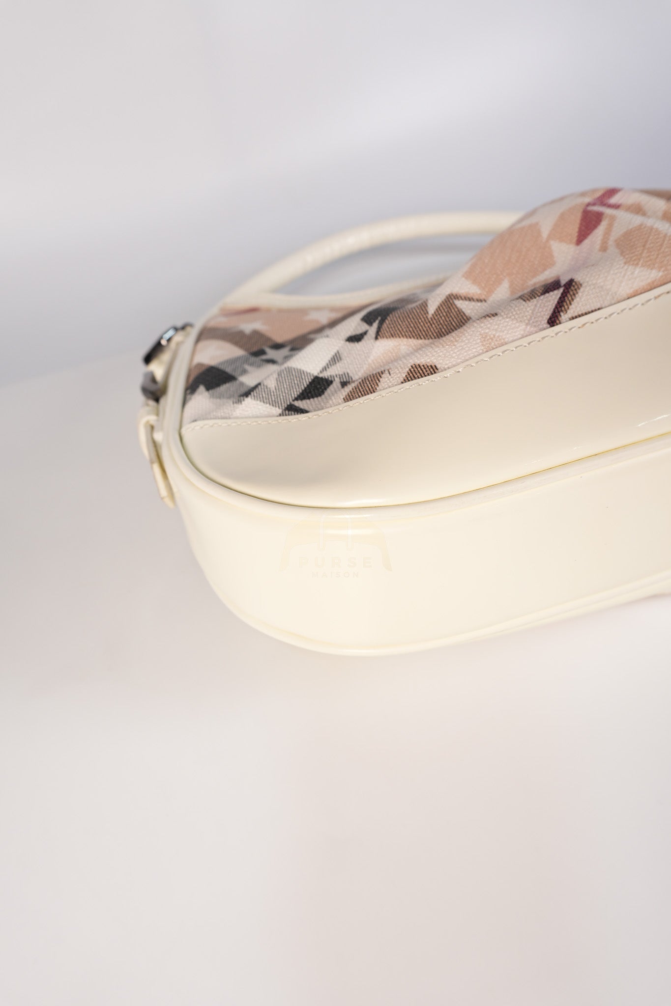 Nova Stars Printed Coated in White Patent Leather Shoulder Bag | Purse Maison Luxury Bags Shop