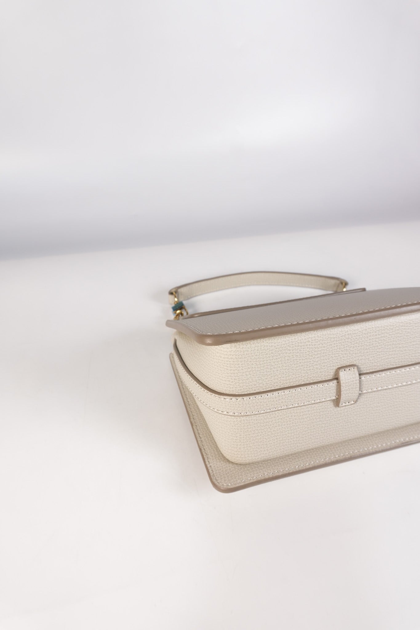 Numero Sept Mini in Craie Grane Leather | Purse Maison Luxury Bags Shop