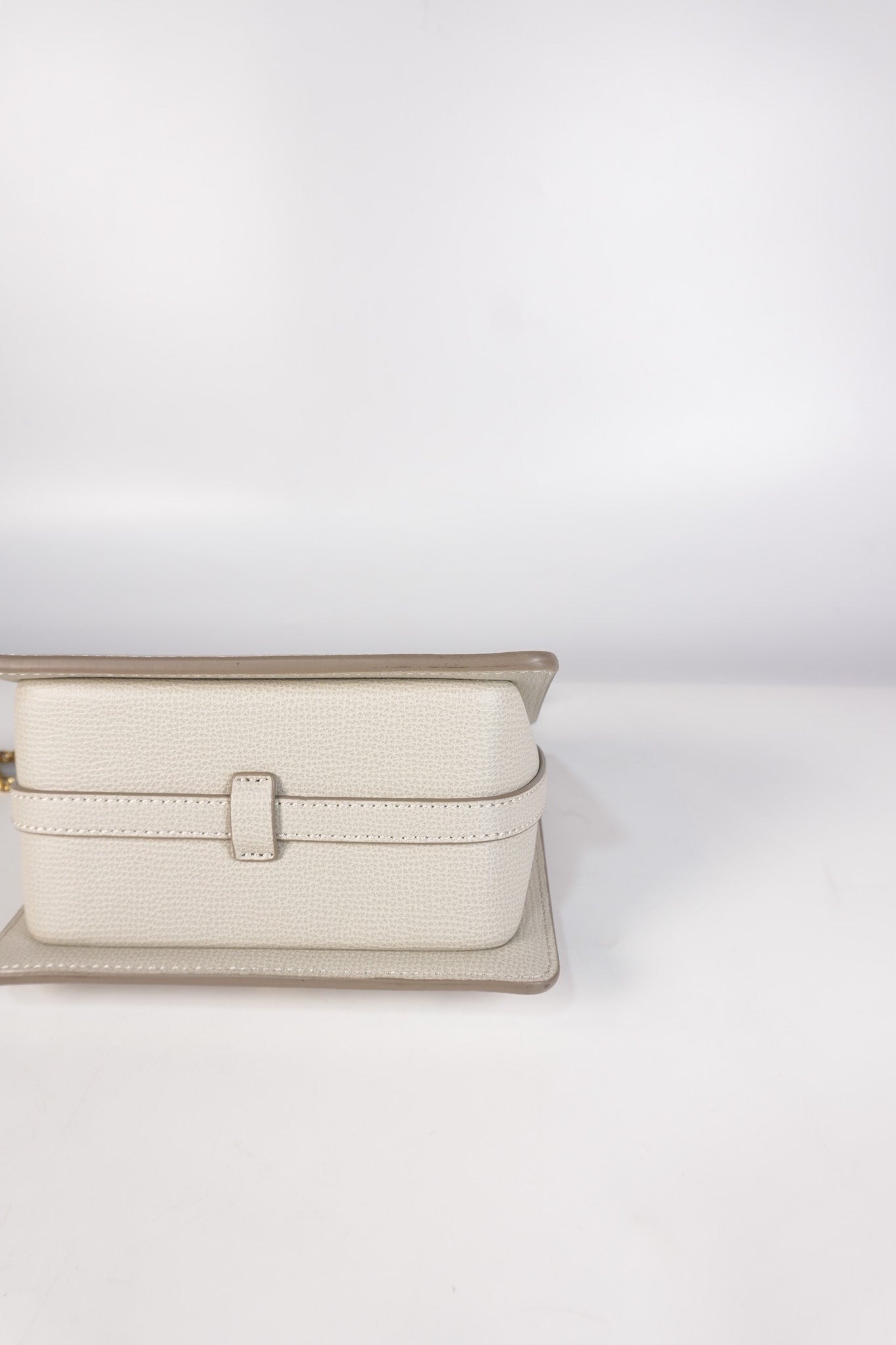 Numero Sept Mini in Craie Grane Leather | Purse Maison Luxury Bags Shop