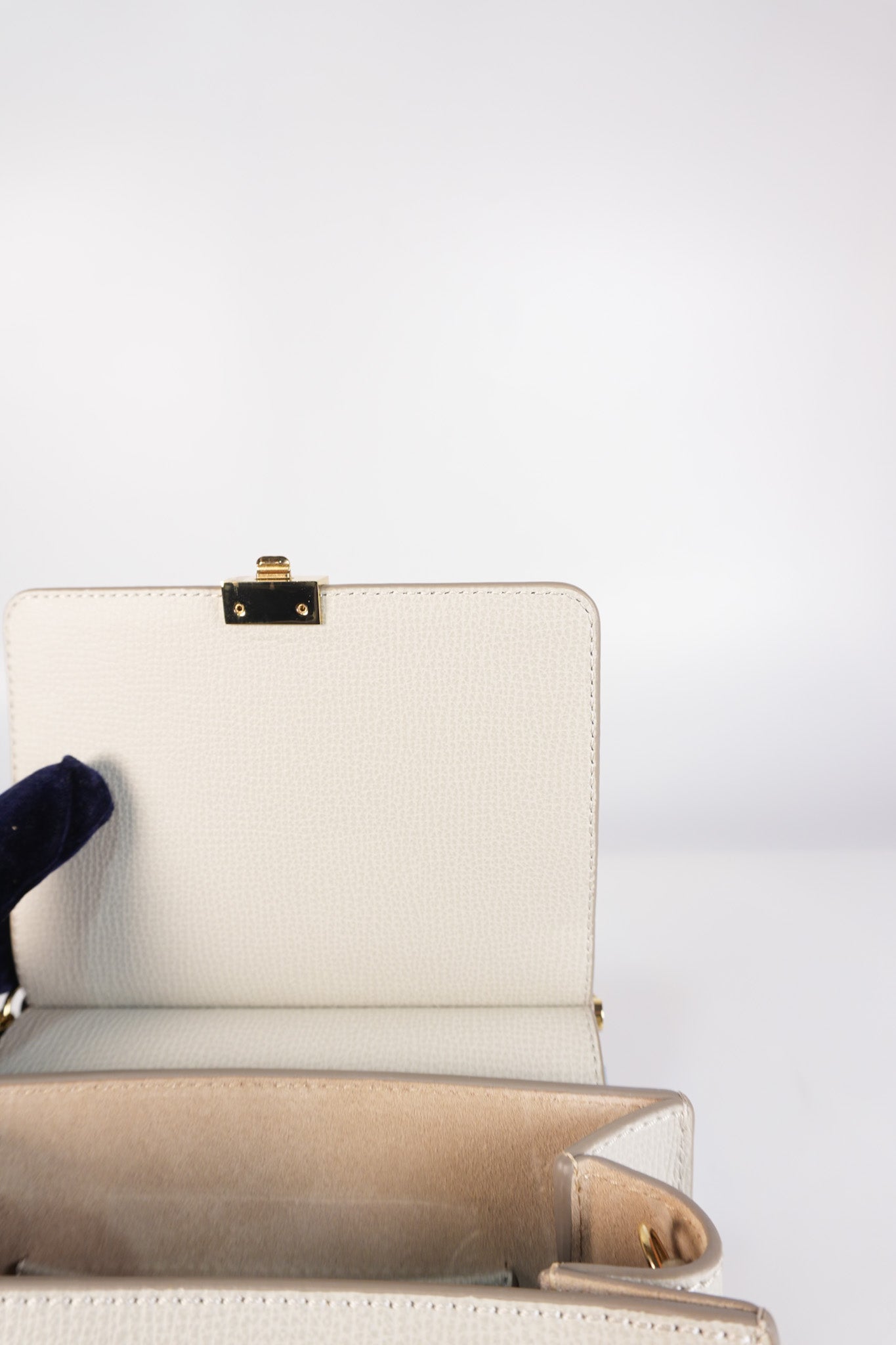 Numero Sept Mini in Craie Grane Leather | Purse Maison Luxury Bags Shop