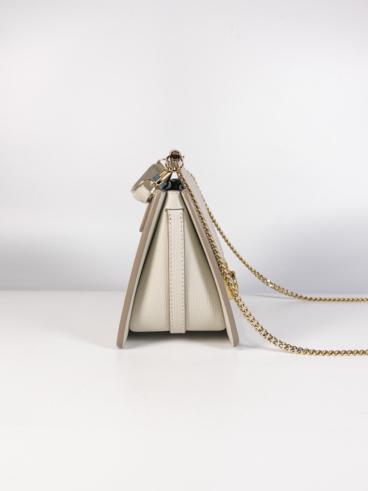 Numero Sept Mini in Craie Grane Leather | Purse Maison Luxury Bags Shop