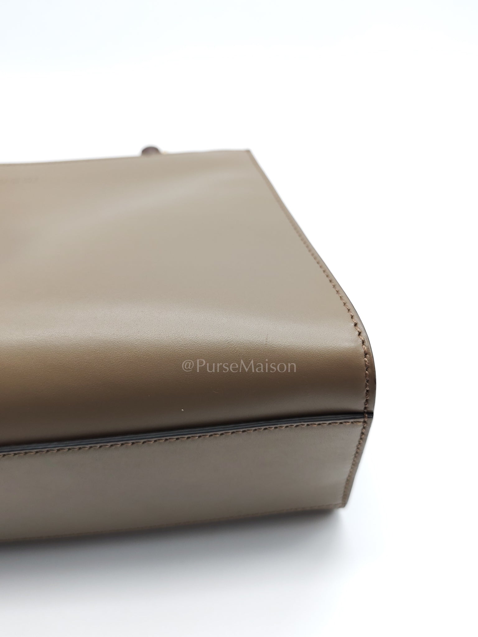 Nymphaea Small in Light Khaki Smooth Calfskin Leather Shoulder Bag | Purse Maison Luxury Bags Shop