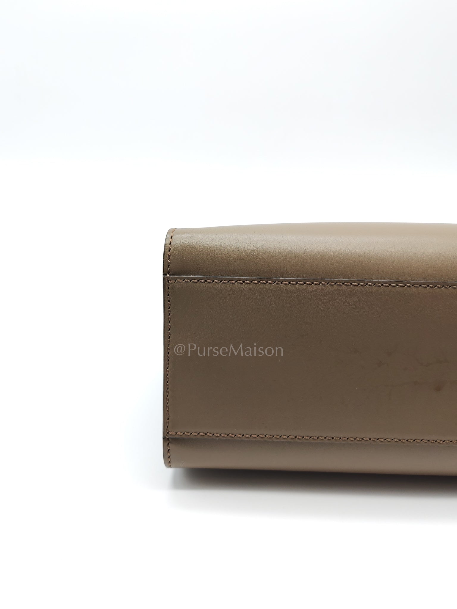 Nymphaea Small in Light Khaki Smooth Calfskin Leather Shoulder Bag | Purse Maison Luxury Bags Shop