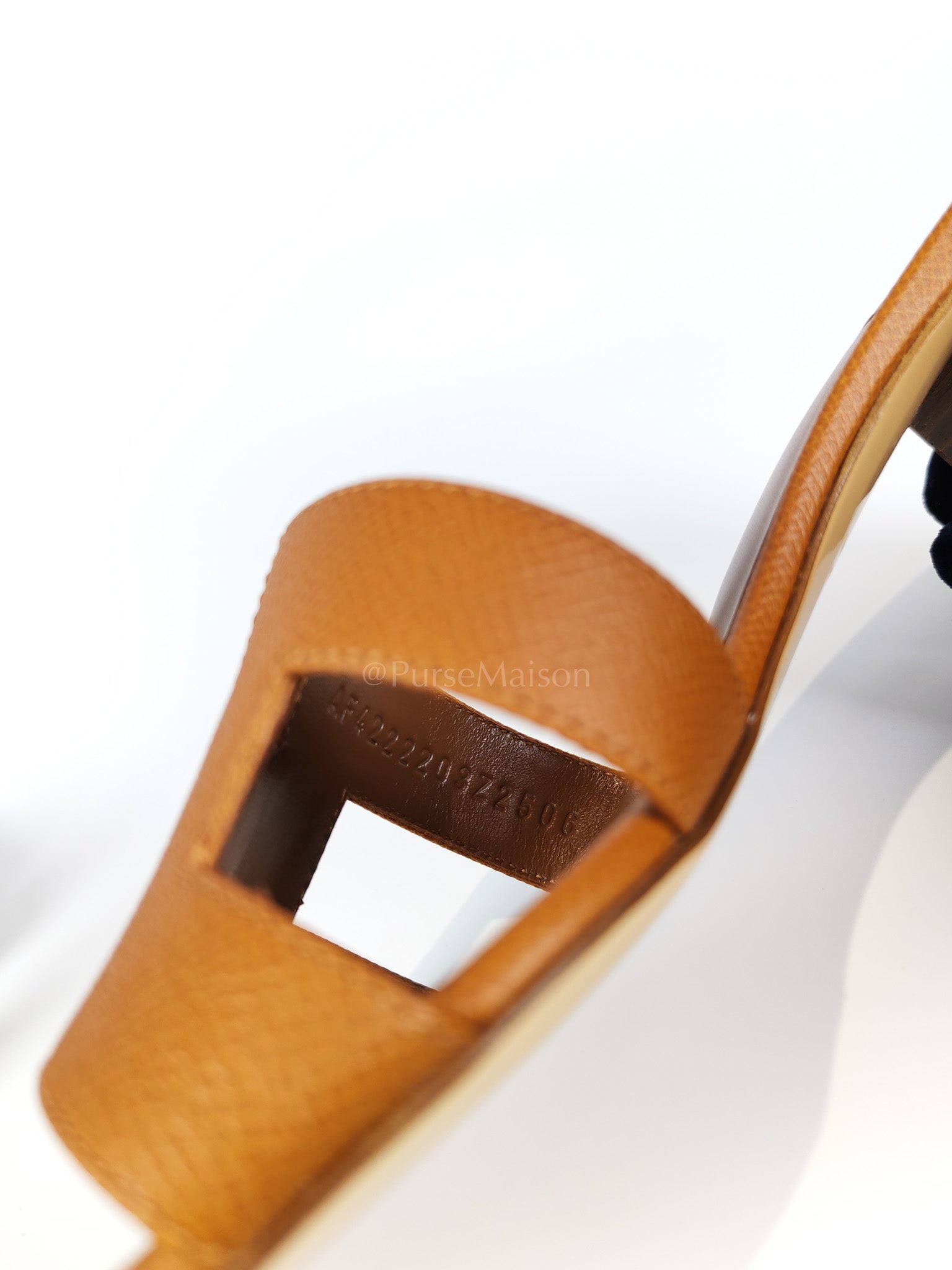 Oasis Gold in Epsom Leather Size 37.5 EU (24.5CM) | Purse Maison Luxury Bags Shop