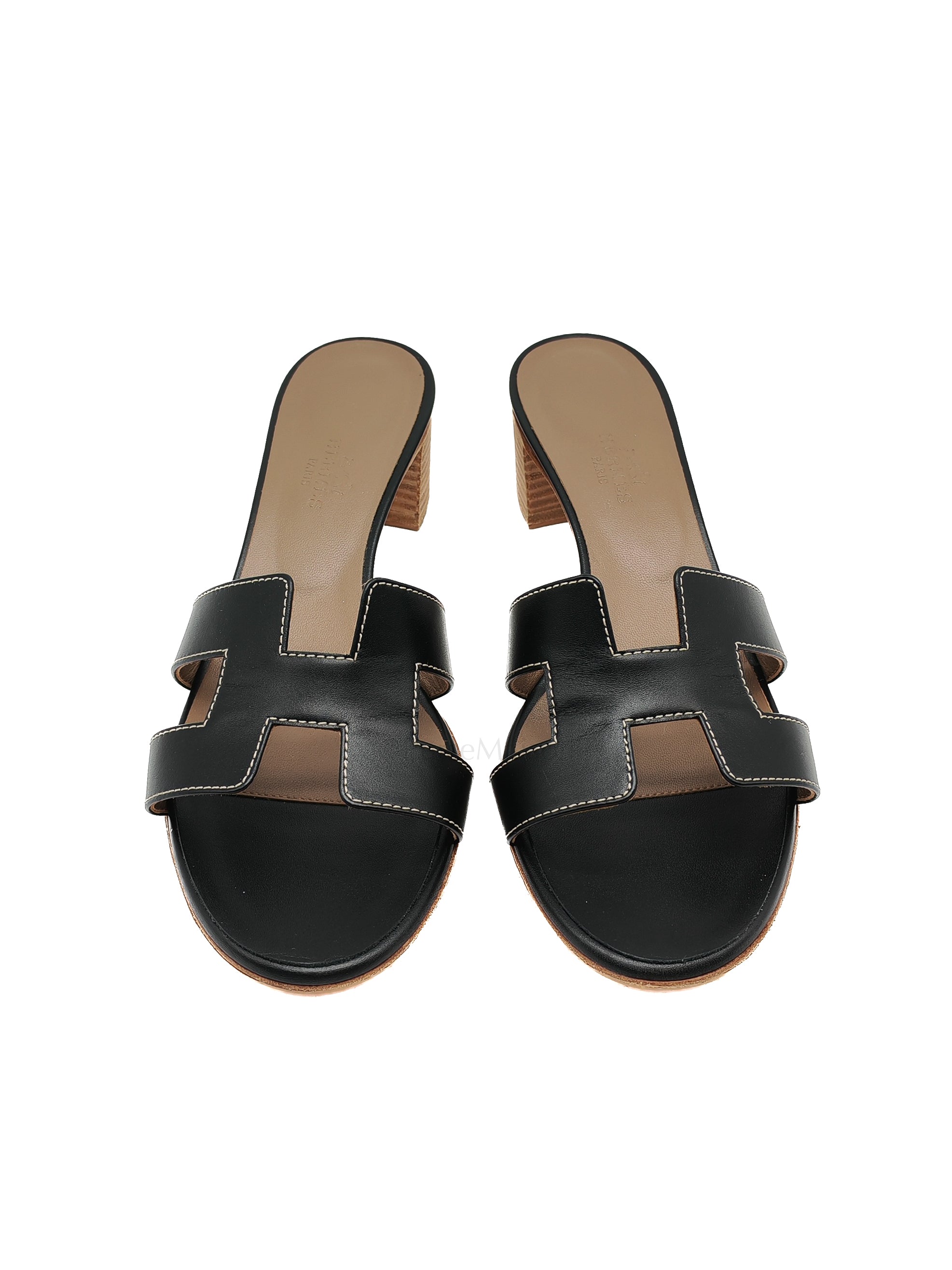 Oasis in Noir/Black Calfskin Leather Size 38 EU(24.5 cm) | Purse Maison Luxury Bags Shop