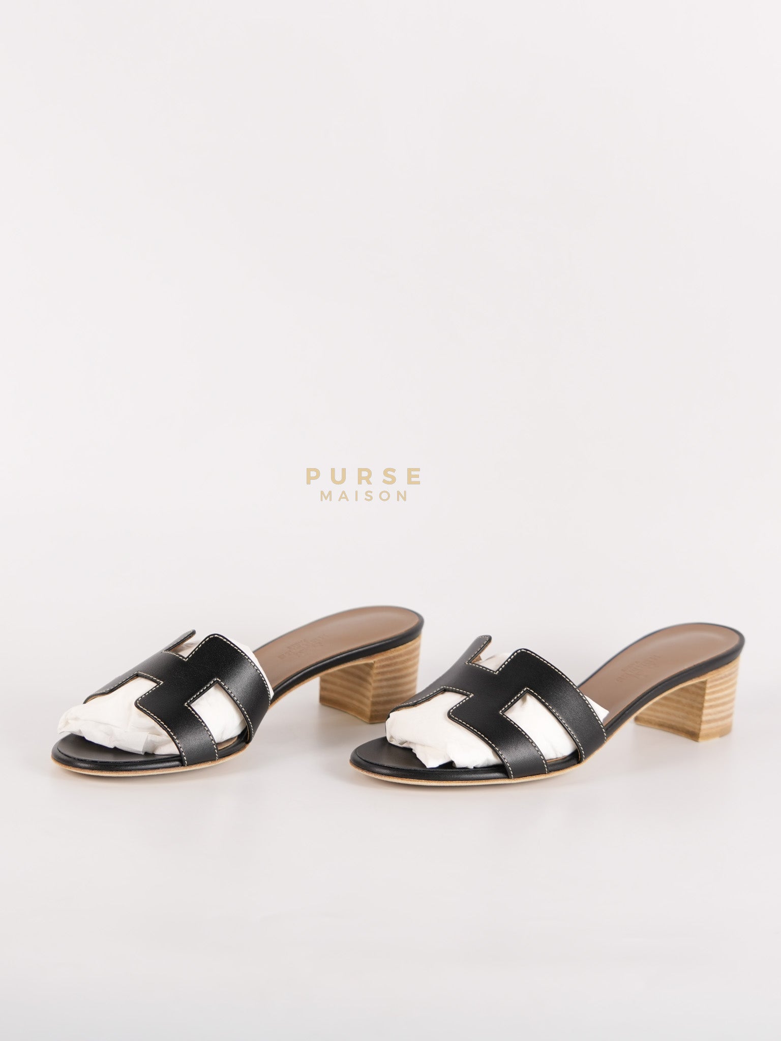 Oasis Sandals in Black Size 36.5 EU (22.5cm) | Purse Maison Luxury Bags Shop