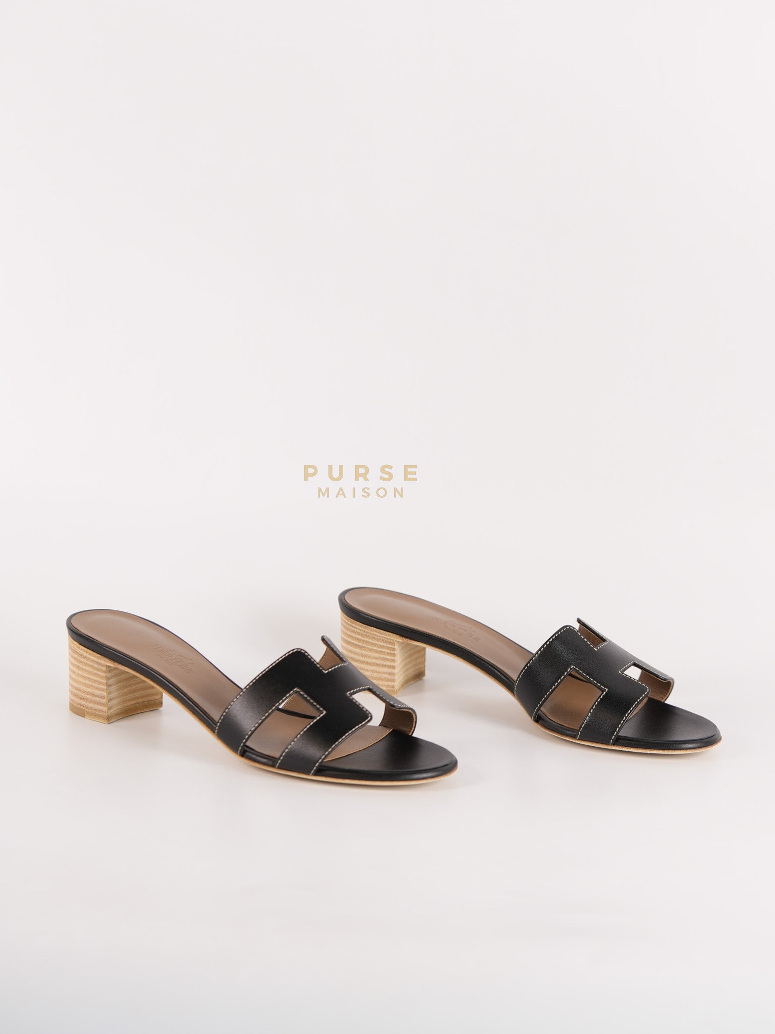 Oasis Sandals in Black Size 36.5 EU (22.5cm) | Purse Maison Luxury Bags Shop