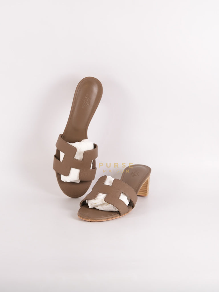 Oasis Sandals in Etoupe Leather Size 38(24.5cm) | Purse Maison Luxury Bags Shop