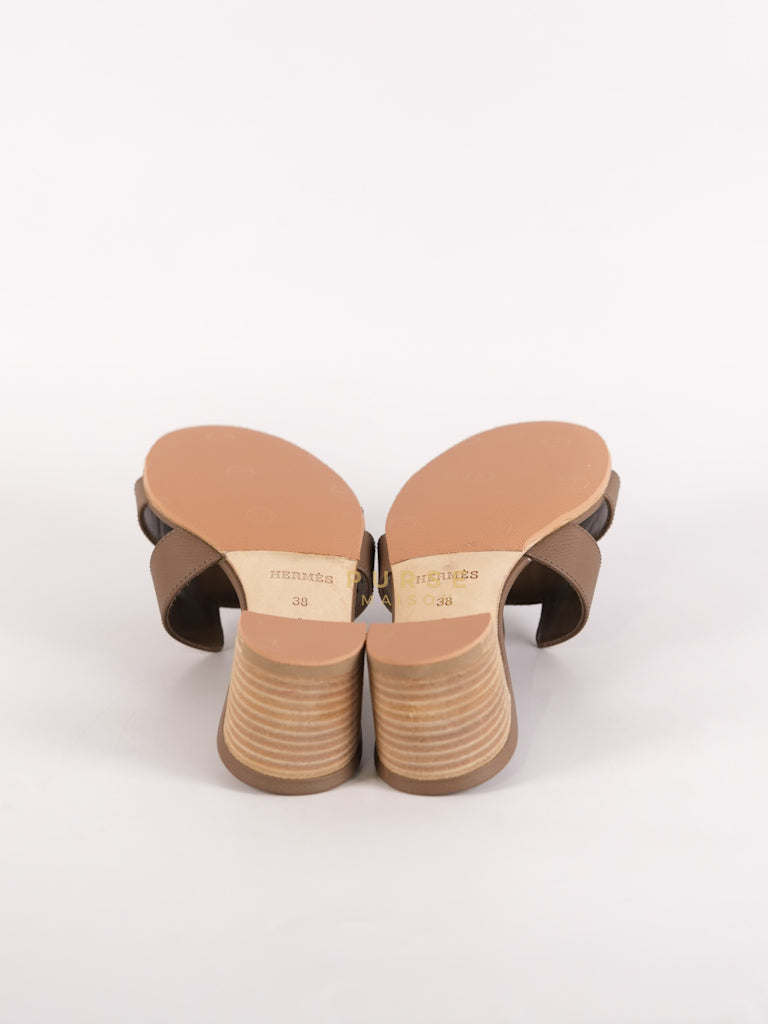 Oasis Sandals in Etoupe Leather Size 38(24.5cm) | Purse Maison Luxury Bags Shop