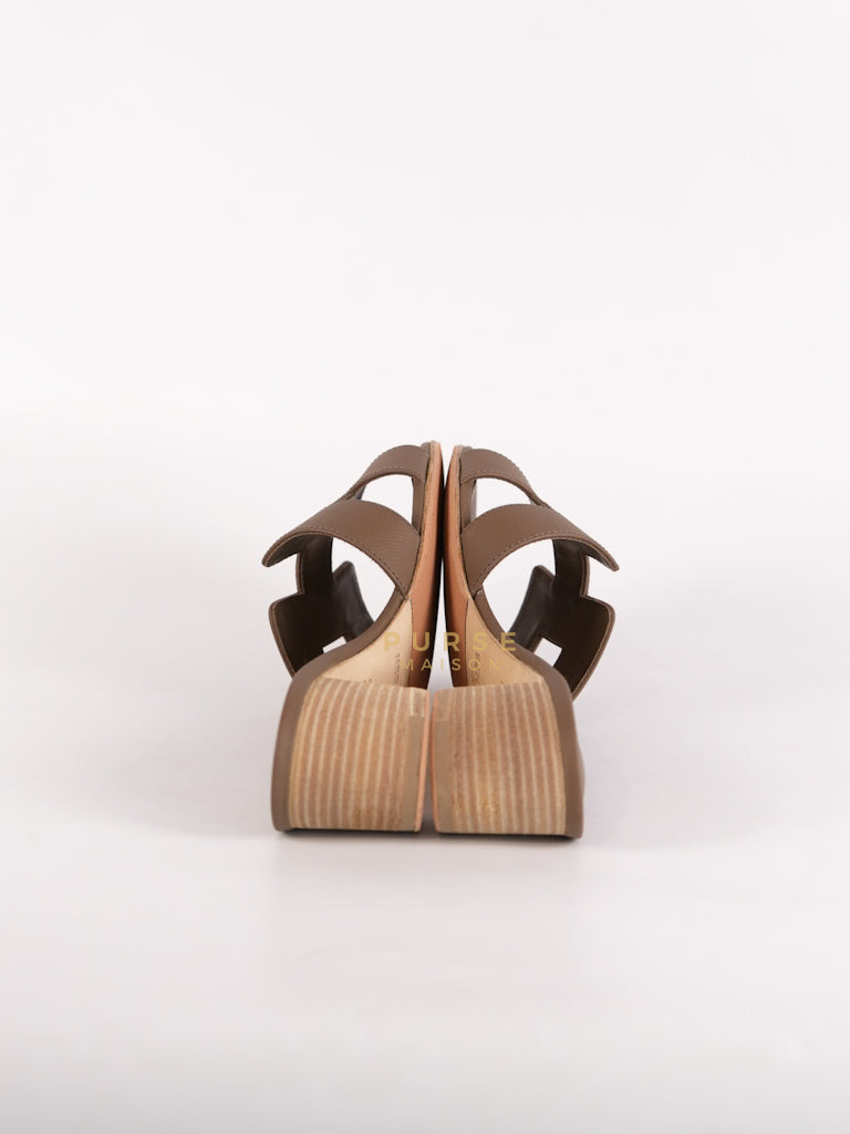 Oasis Sandals in Etoupe Leather Size 38(24.5cm) | Purse Maison Luxury Bags Shop