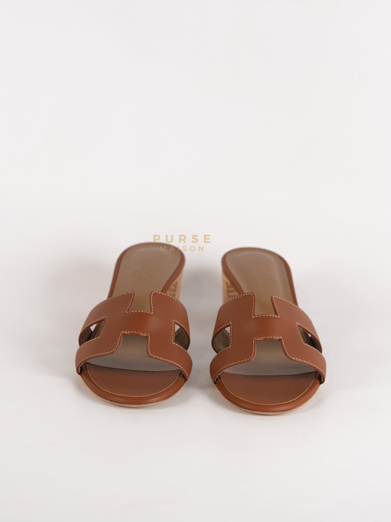 Oasis Sandals in Gold Size 37 EU (23cm) | Purse Maison Luxury Bags Shop