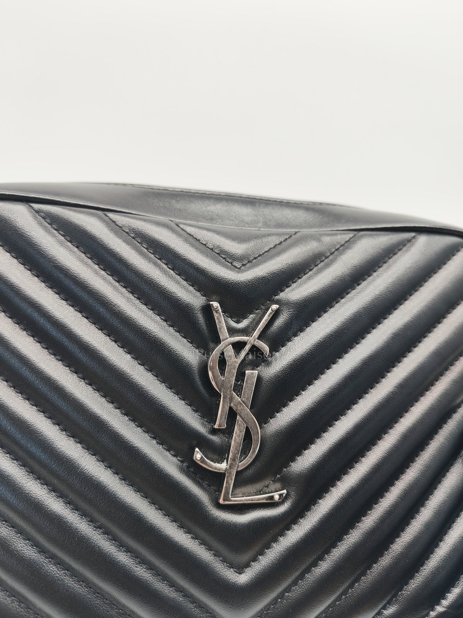 Saint Laurent Lou Camera bag in Black
