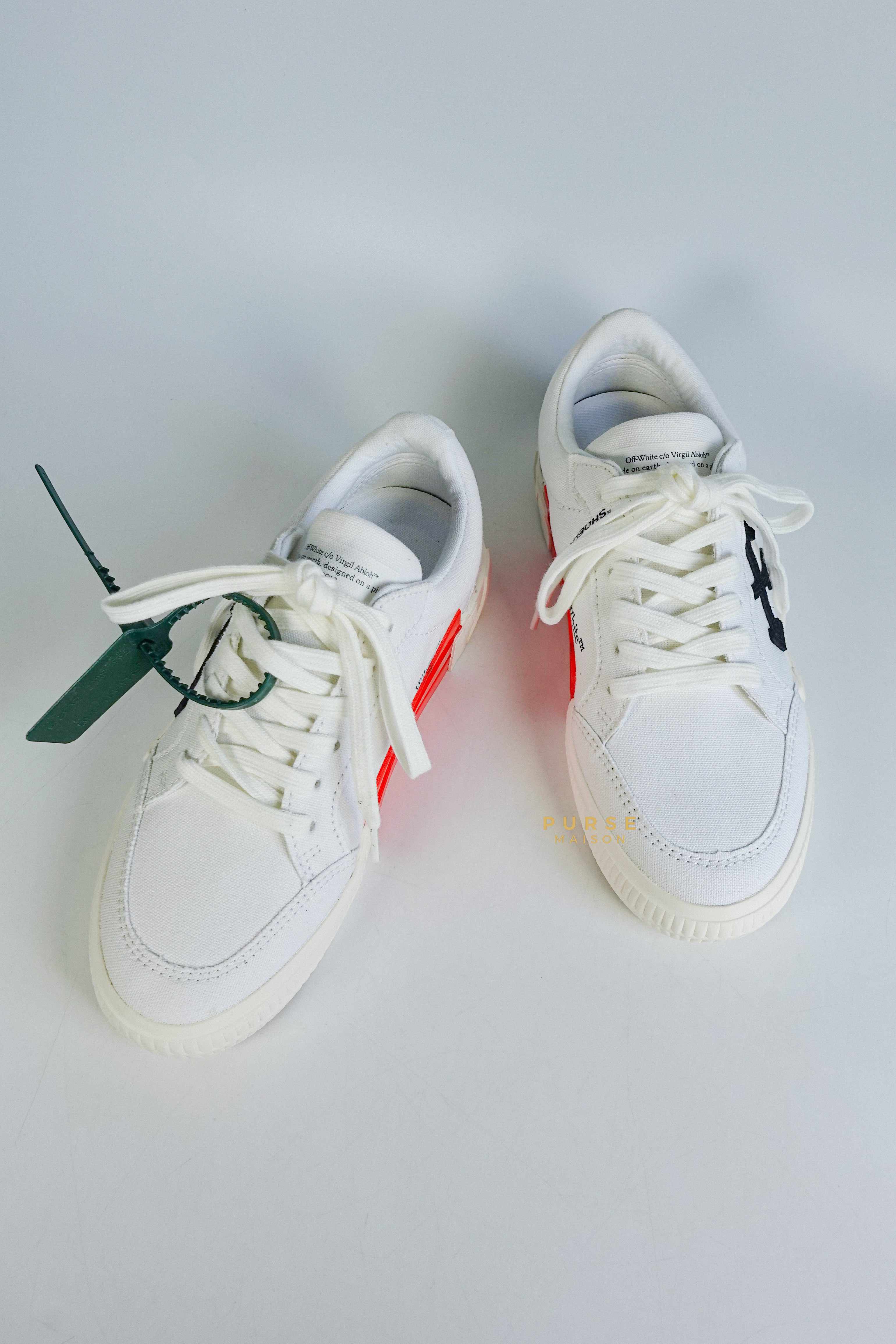 Shop off clearance white sneakers