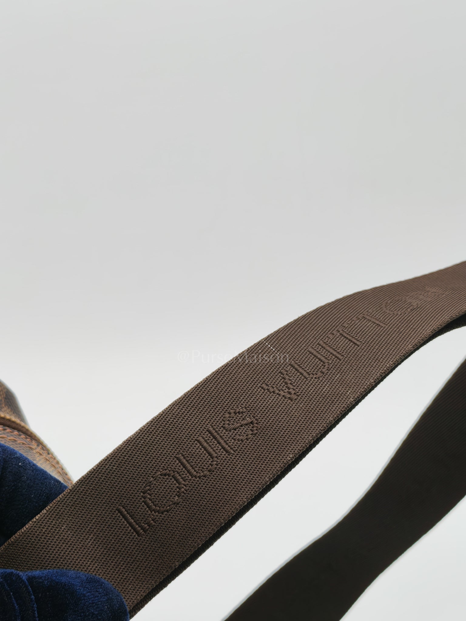 Olav Vintage Messenger Bag in Damier Ebene Canvas (Date Code: MI0024) | Purse Maison Luxury Bags Shop