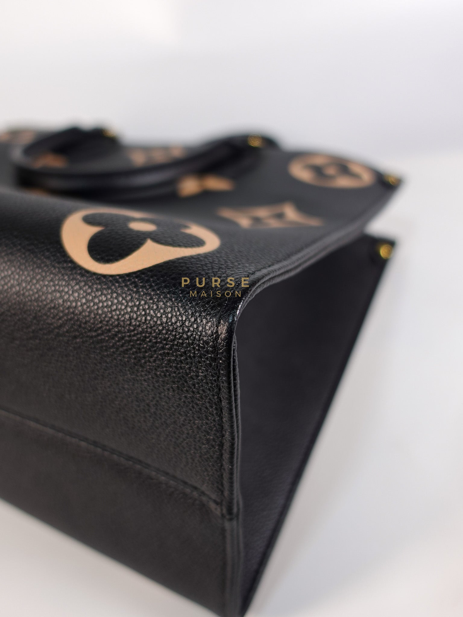 OnTheGo (OTG) MM Bi-color Monogram Empreinte Leather(Microchip) | Purse Maison Luxury Bags Shop