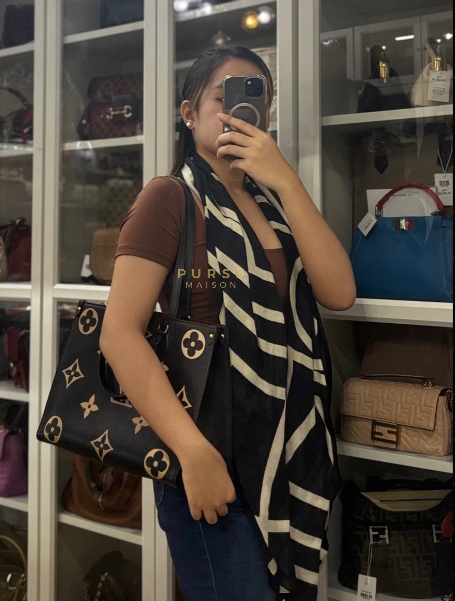 OnTheGo (OTG) MM Bi-color Monogram Empreinte Leather(Microchip) | Purse Maison Luxury Bags Shop