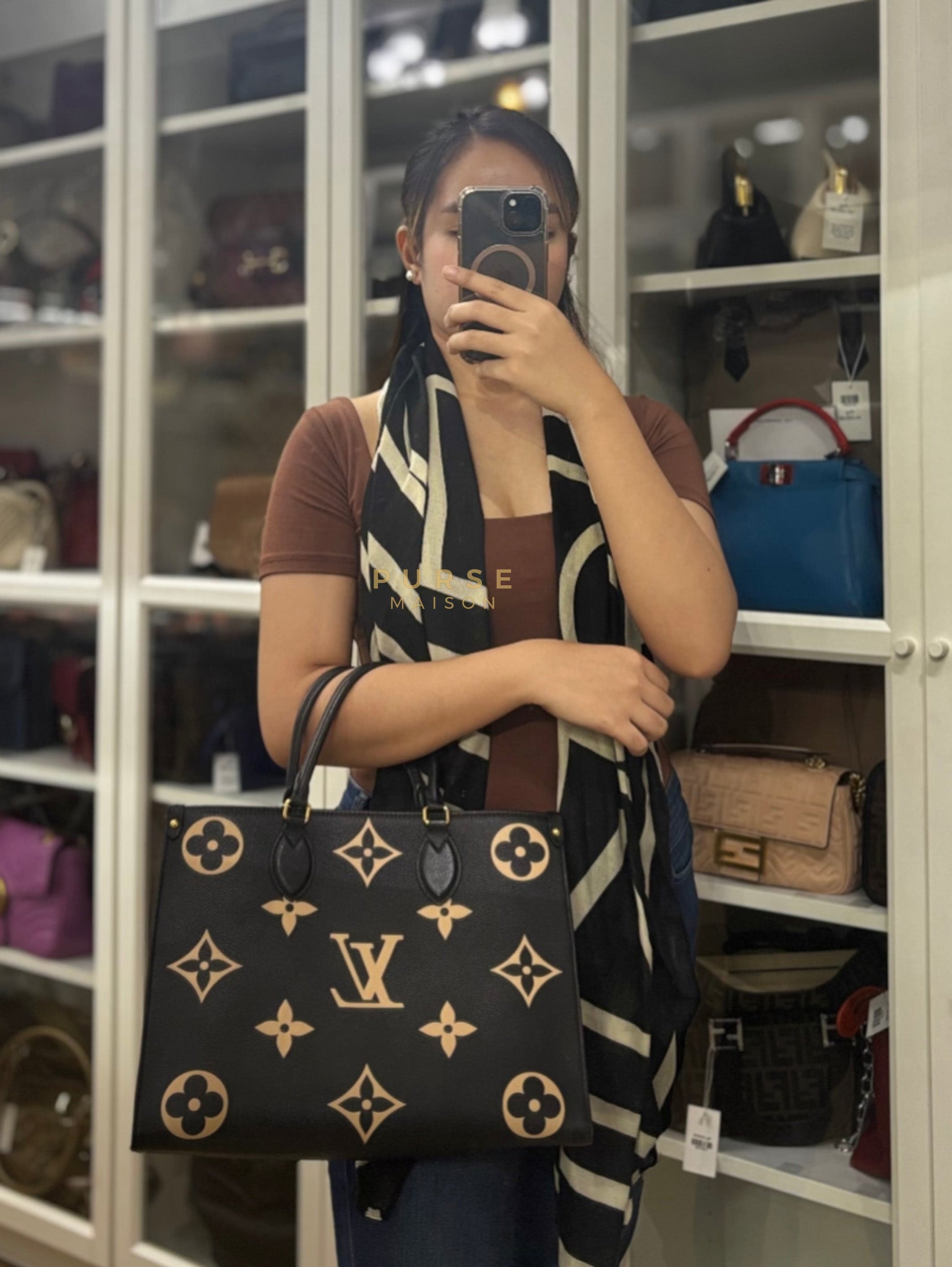 OnTheGo (OTG) MM Bi-color Monogram Empreinte Leather(Microchip) | Purse Maison Luxury Bags Shop