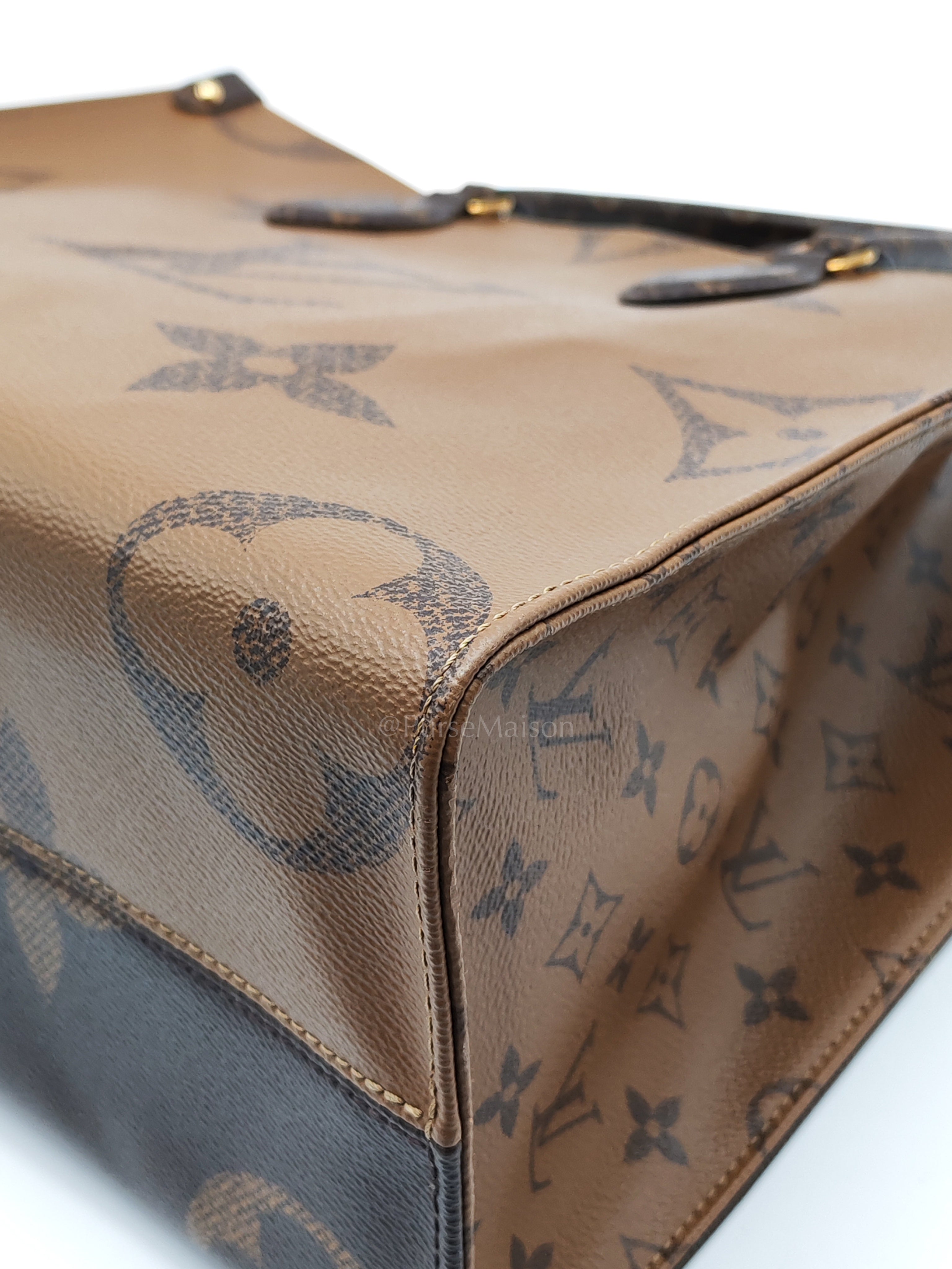 OnTheGo (OTG) MM in Reverse Monogram Canvas and Gold Hardware Microchip | Purse Maison Luxury Bags Shop