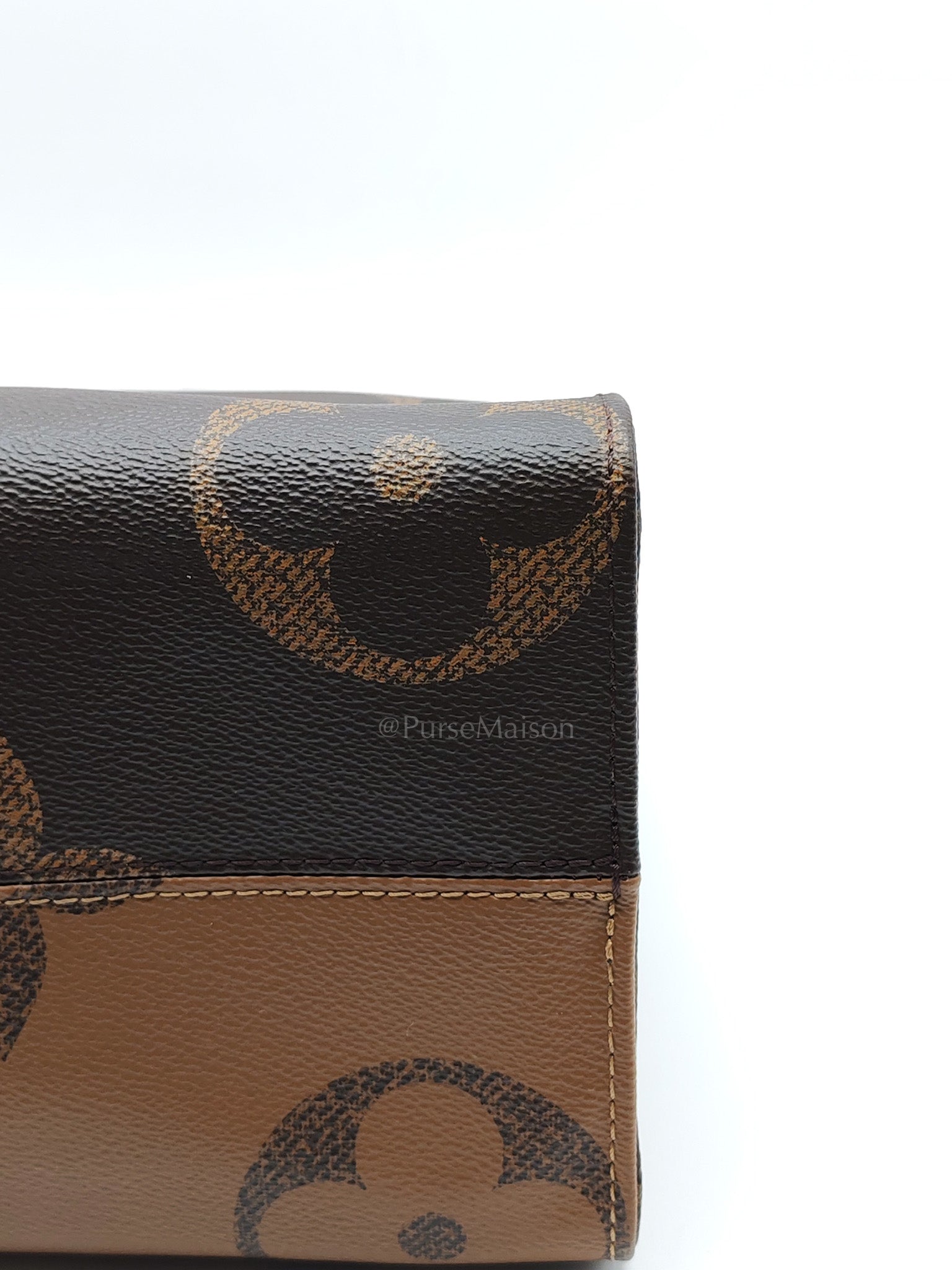 OnTheGo (OTG) MM in Reverse Monogram Canvas & Gold Hardware (Datecode: FL4200) | Purse Maison Luxury Bags Shop