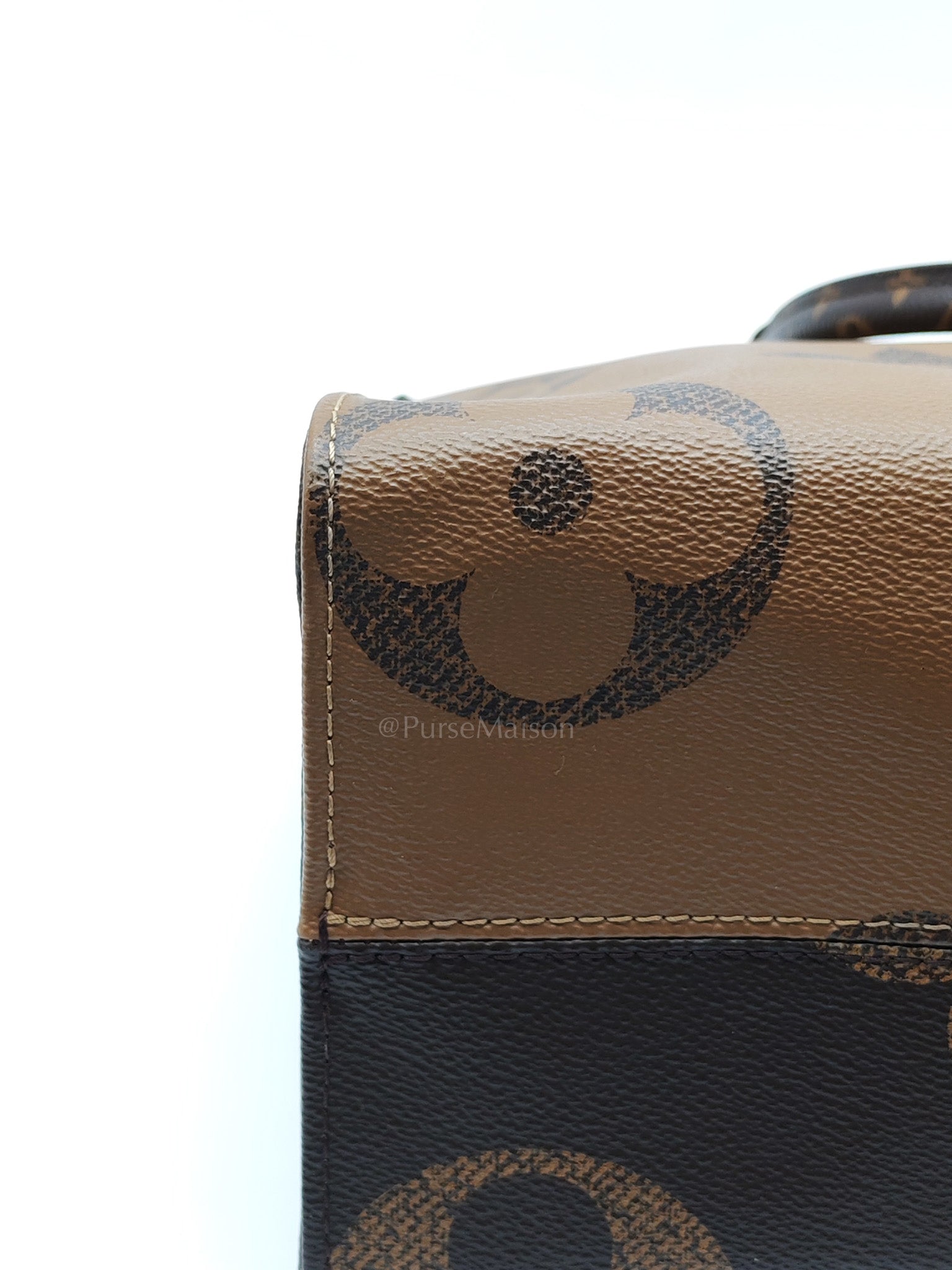 OnTheGo (OTG) MM in Reverse Monogram Canvas & Gold Hardware (Datecode: FL4200) | Purse Maison Luxury Bags Shop