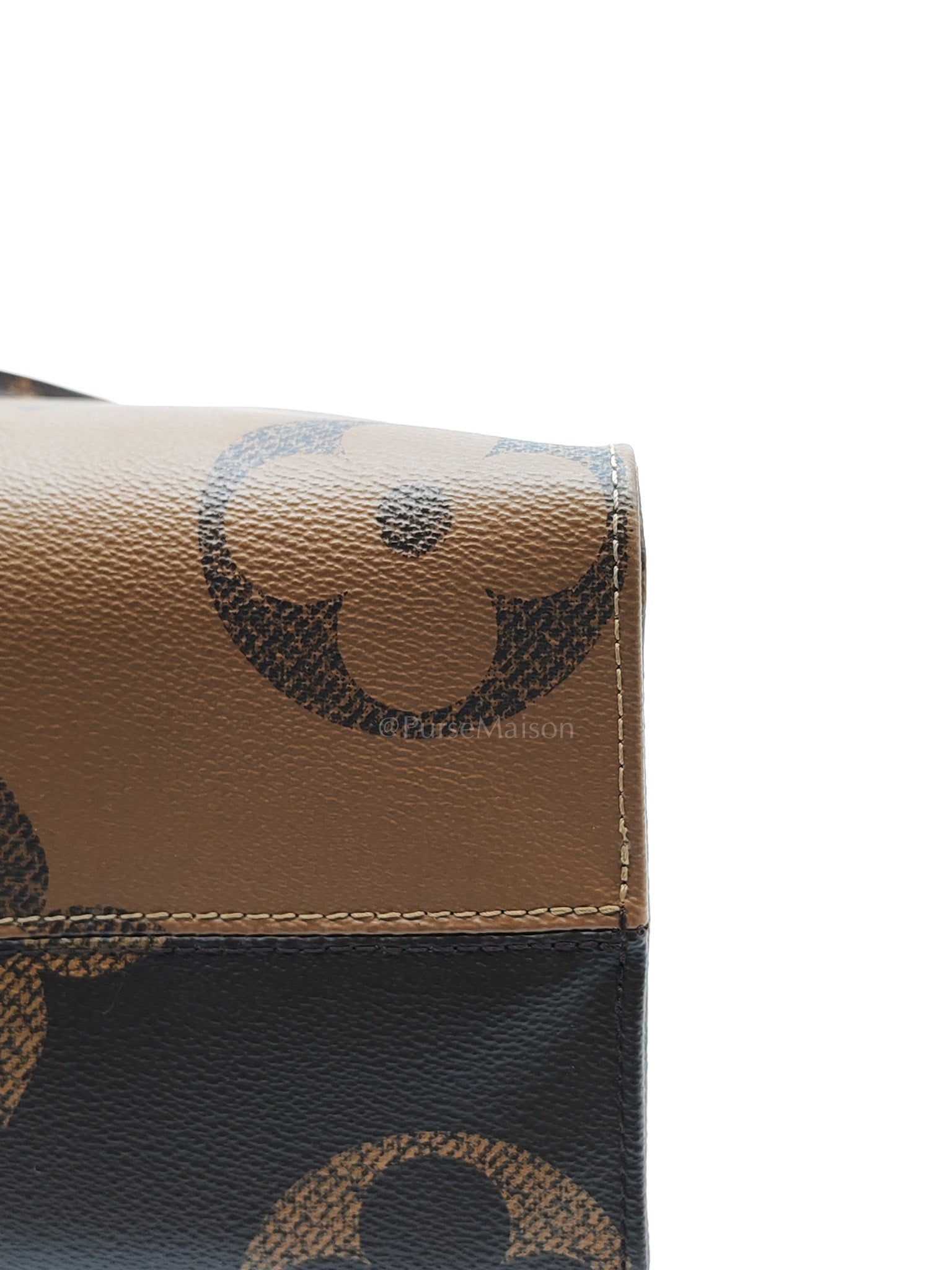 OnTheGo (OTG) MM in Reverse Monogram Canvas & Gold Hardware (Datecode: FL4200) | Purse Maison Luxury Bags Shop