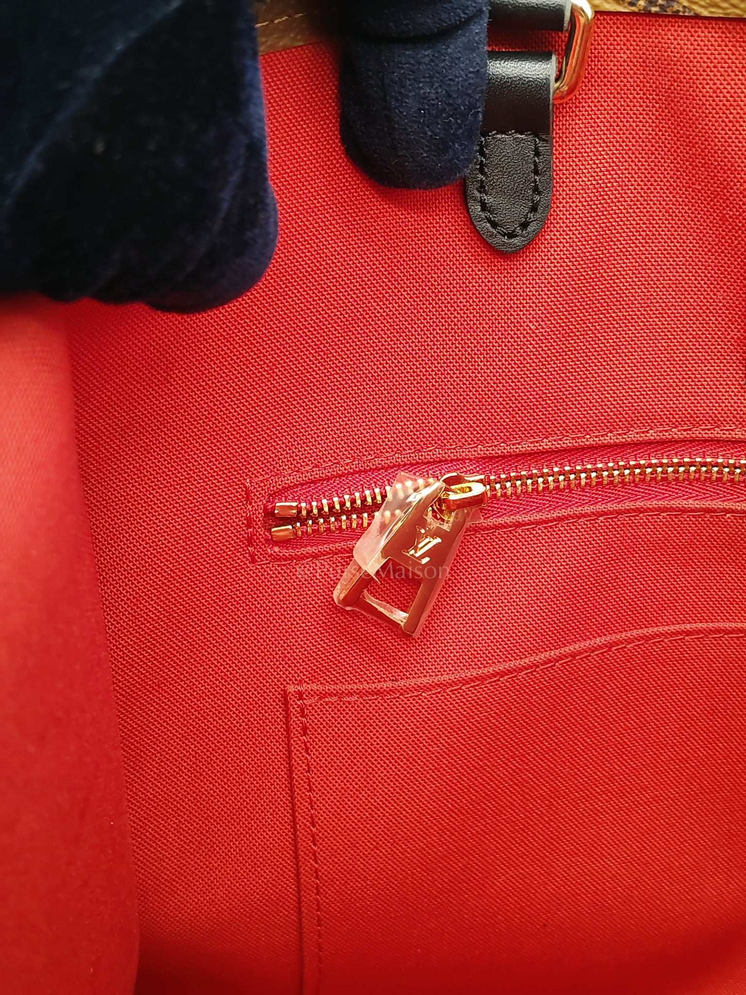 OnTheGo (OTG) MM in Reverse Monogram Canvas & Gold Hardware (Datecode: FL4200) | Purse Maison Luxury Bags Shop