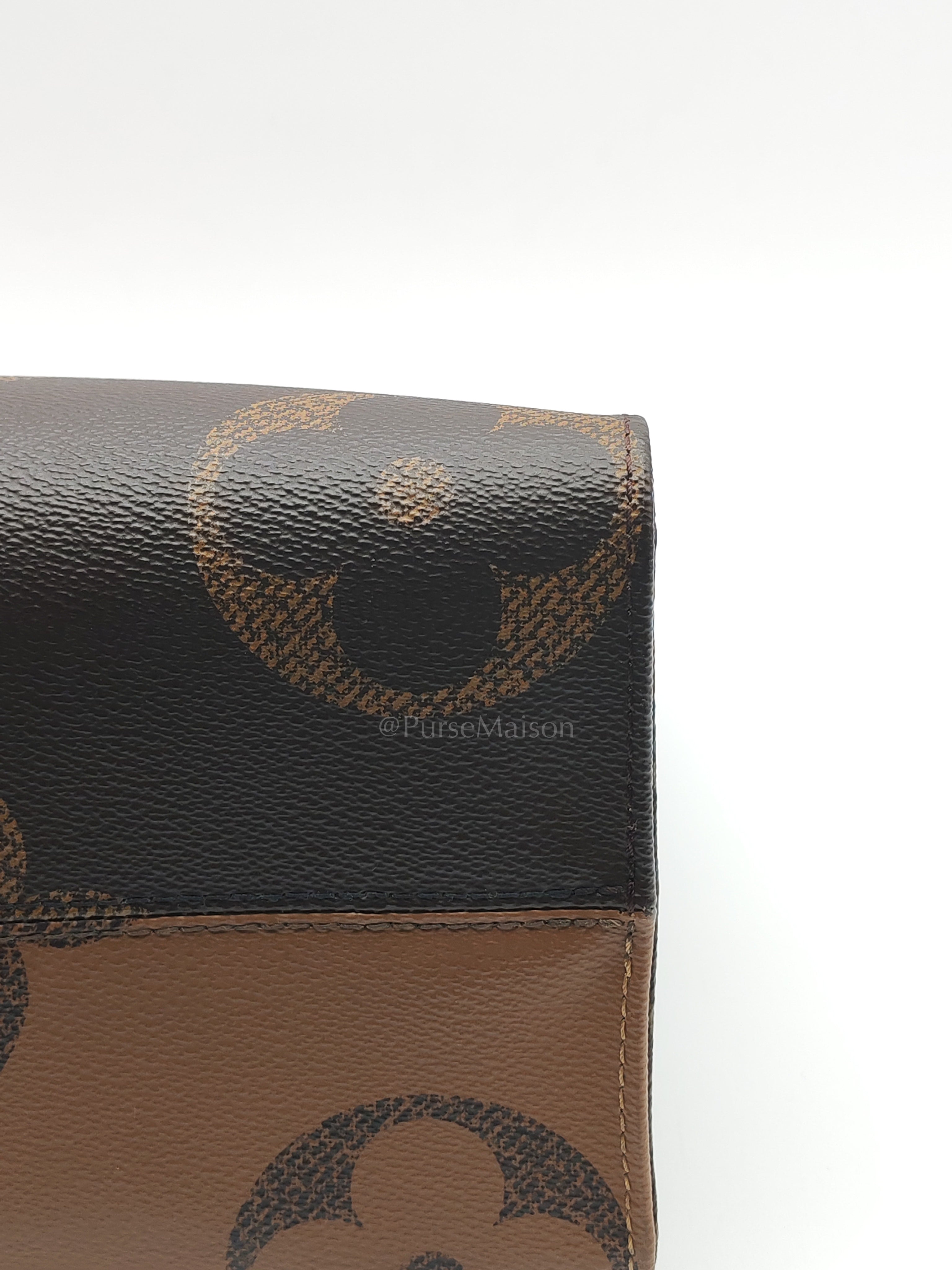 OnTheGo (OTG) MM in Reverse Monogram Canvas & Gold Hardware Microchip | Purse Maison Luxury Bags Shop