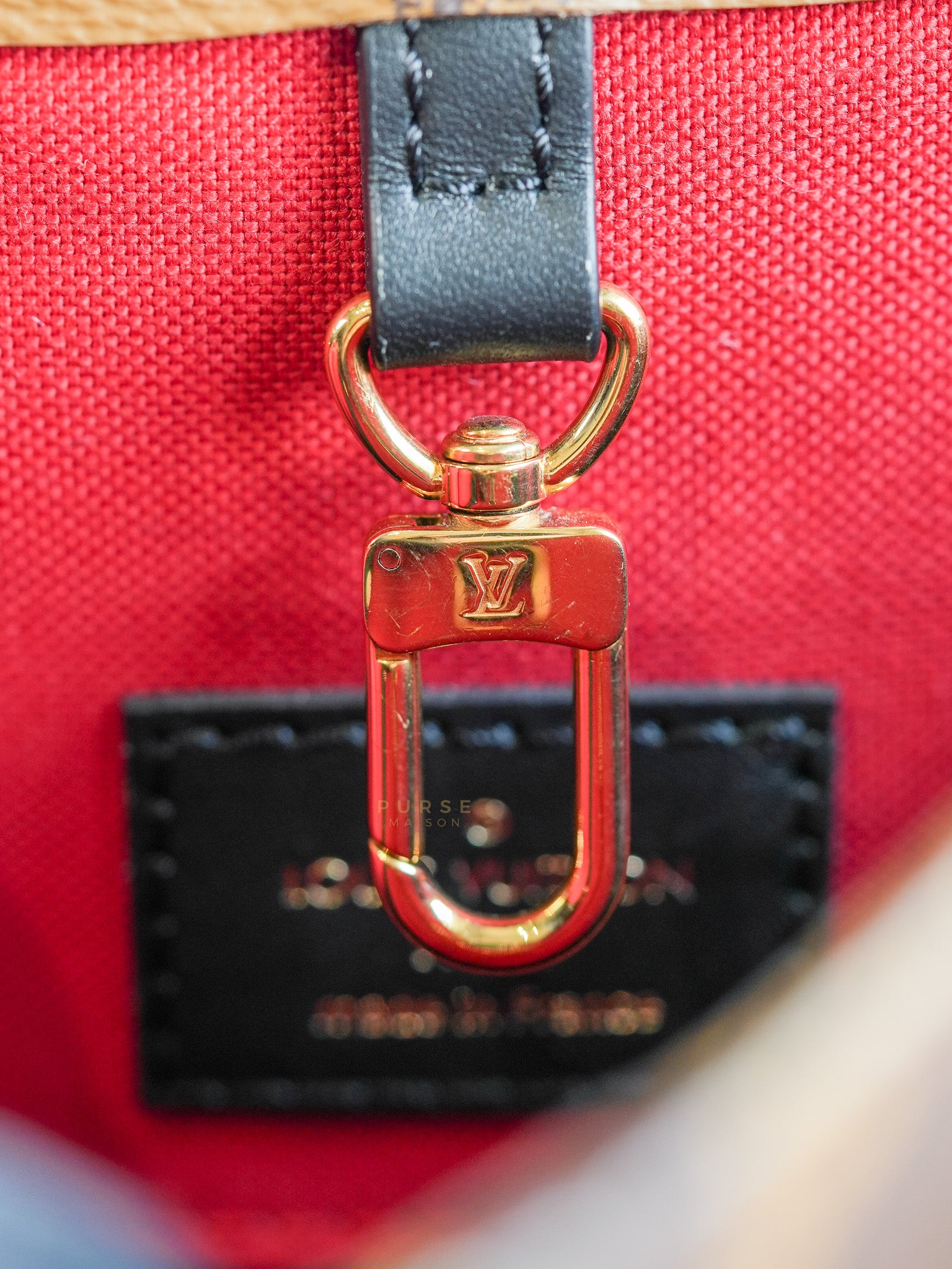 OnTheGo (OTG) MM in Reverse Monogram Canvas (Microchip) | Purse Maison Luxury Bags Shop