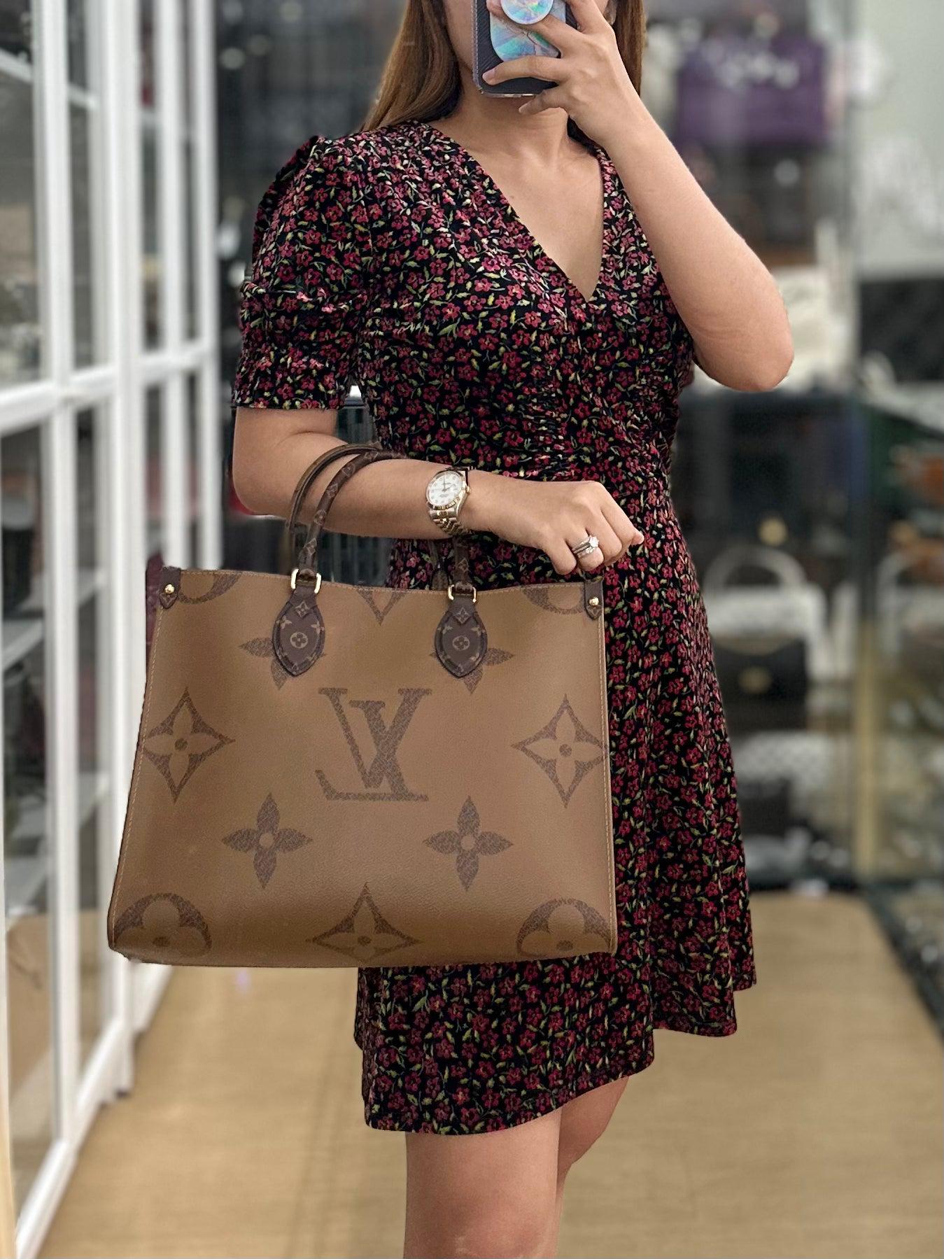 Louis Vuitton OnTheGo (OTG) MM Reverse Monogram Canvas (Microchip)