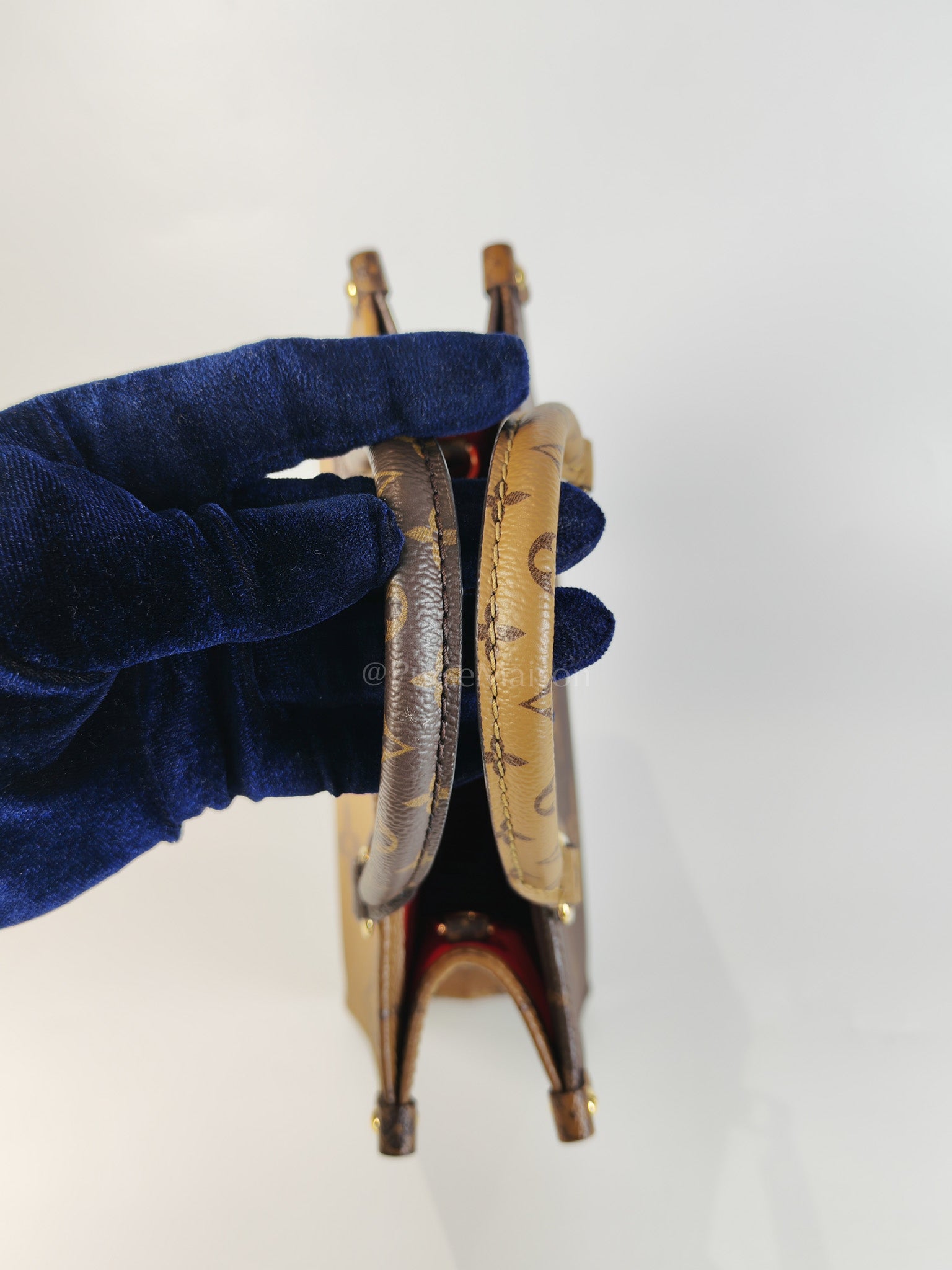 OnTheGo PM (OTG) in Reverse Monogram Canvas (Microchip) | Purse Maison Luxury Bags Shop