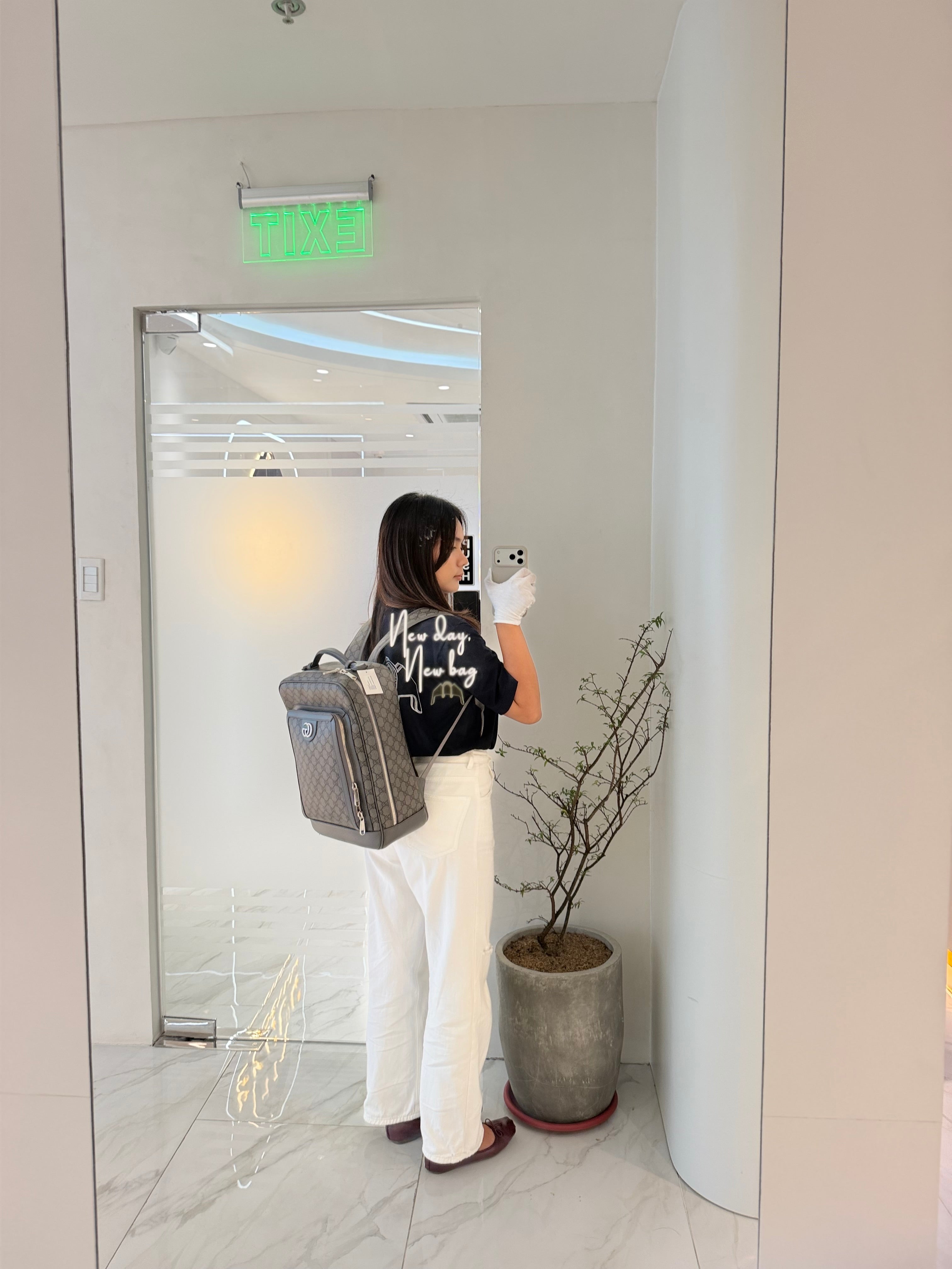 Ophidia GG Backpack Medium in Grey GG Supreme Coated Canvas | Purse Maison Luxury Bags Shop