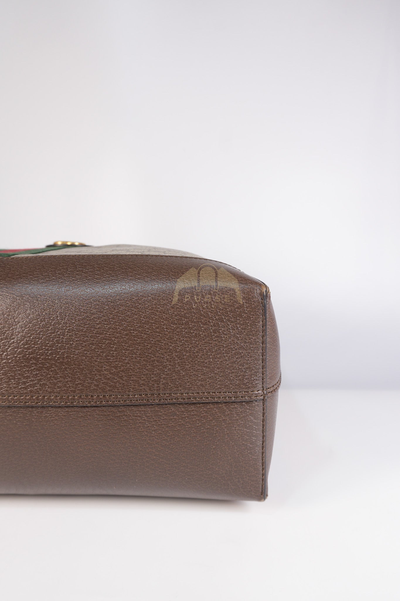 Ophidia Tote Bag Large in GG Supreme Canvas | Purse Maison Luxury Bags Shop