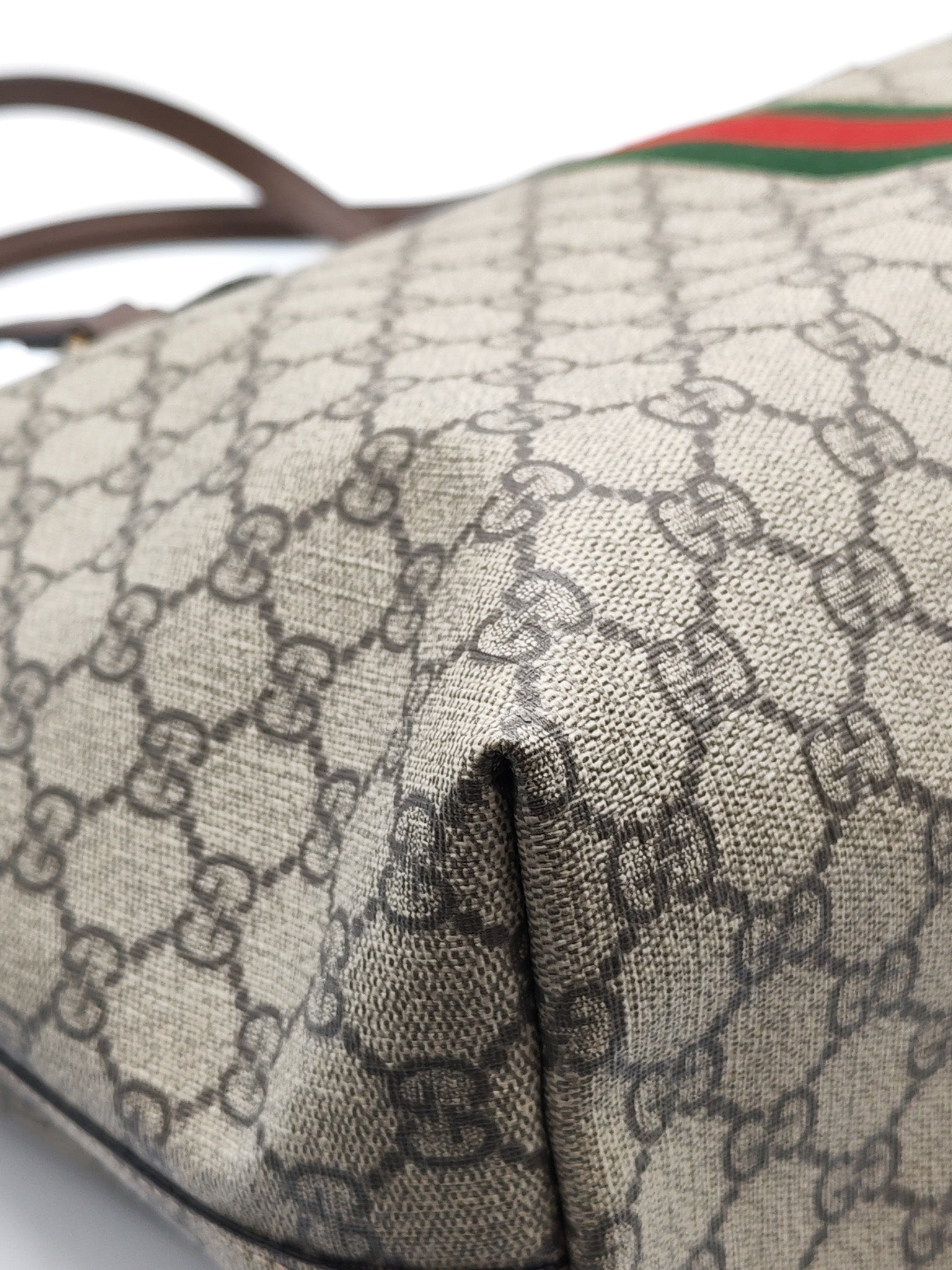 Ophidia Tote Bag in GG Supreme Canvas & Gold Hardware