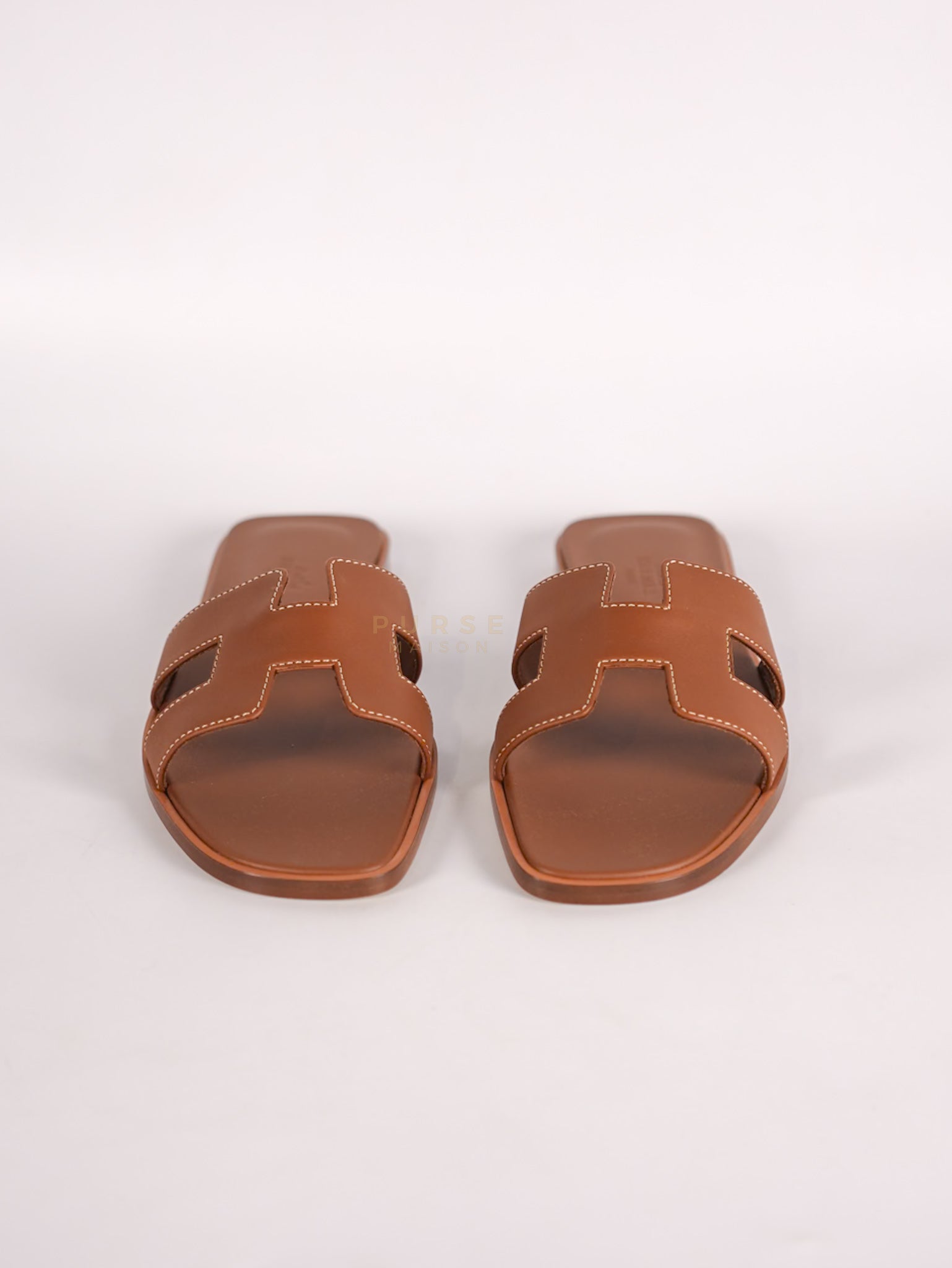 Oran Gold in Swift Leather Sandals Size 36.5 (22.5 cm) | Purse Maison Luxury Bags Shop