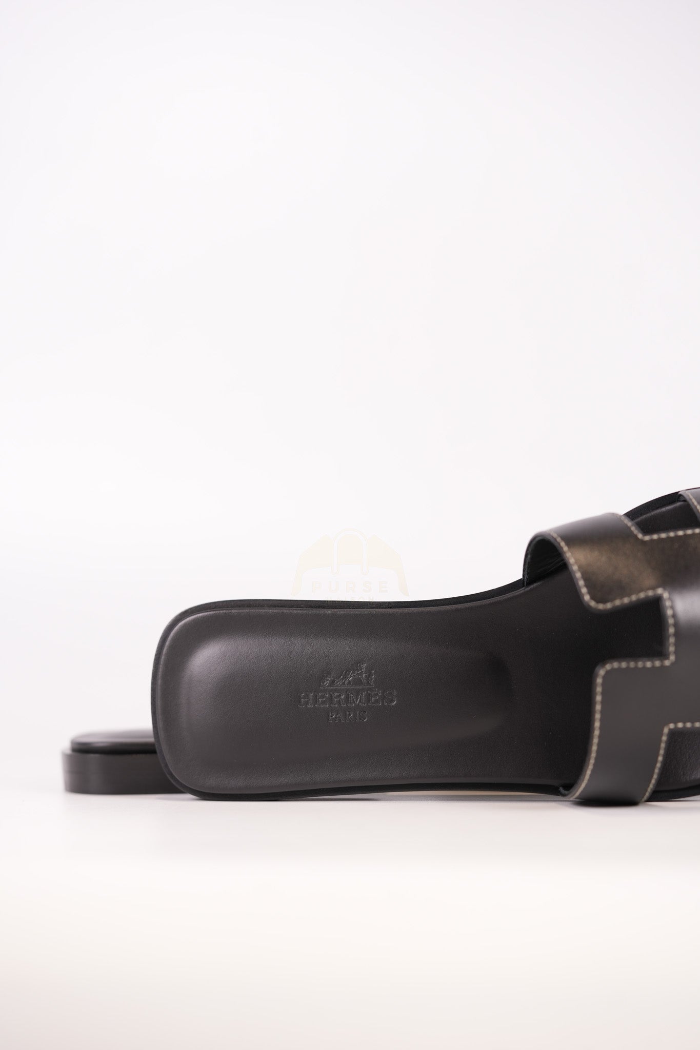 Oran in Black/Noir Box Calfskin Leather Size 36.5 | Purse Maison Luxury Bags Shop