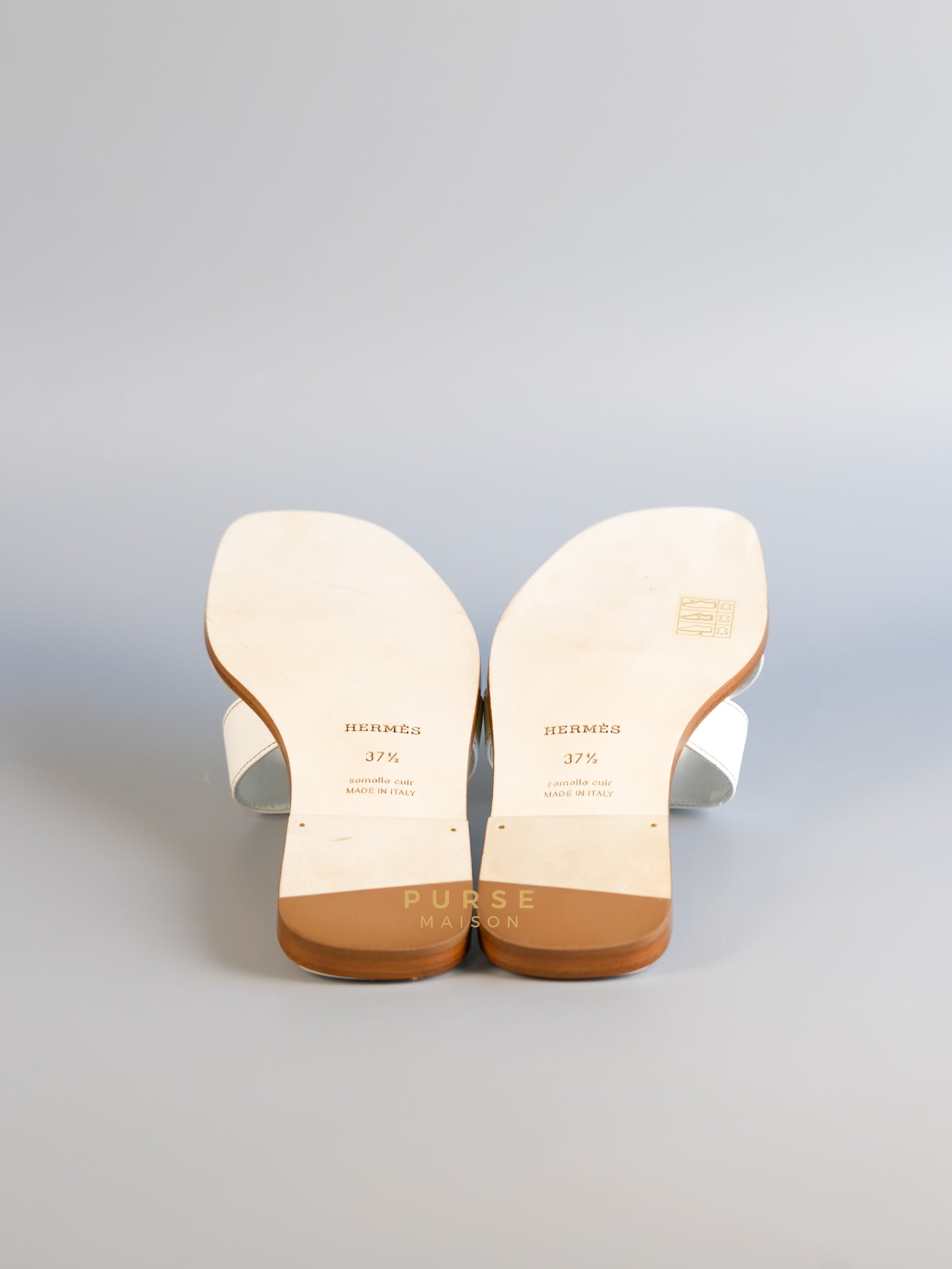 Oran in Blanc Sandals Size 37.5 EU (24cm) | Purse Maison Luxury Bags Shop