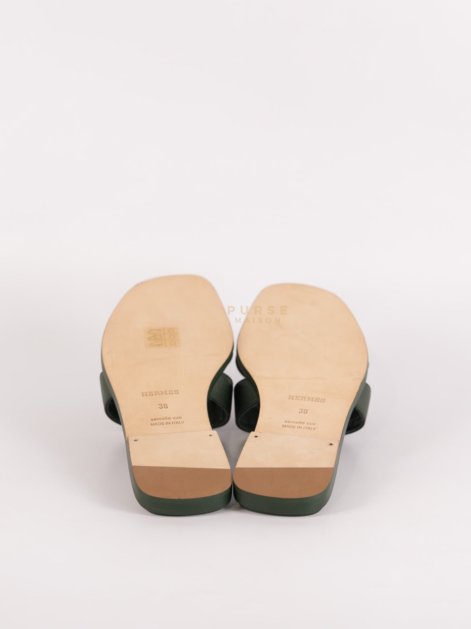 Oran in Dark Green Epsom Leather Size 38 EU(24cm) | Purse Maison Luxury Bags Shop