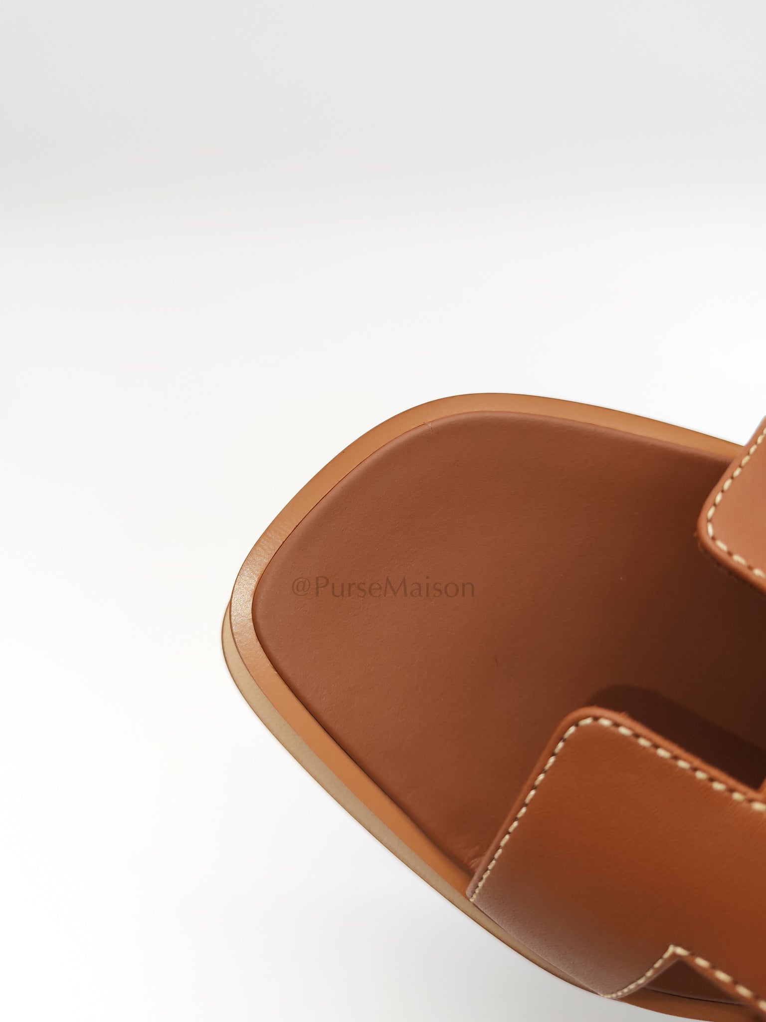 Oran in Gold Box Calfskin Leather Size 38 EU (24cm) | Purse Maison Luxury Bags Shop