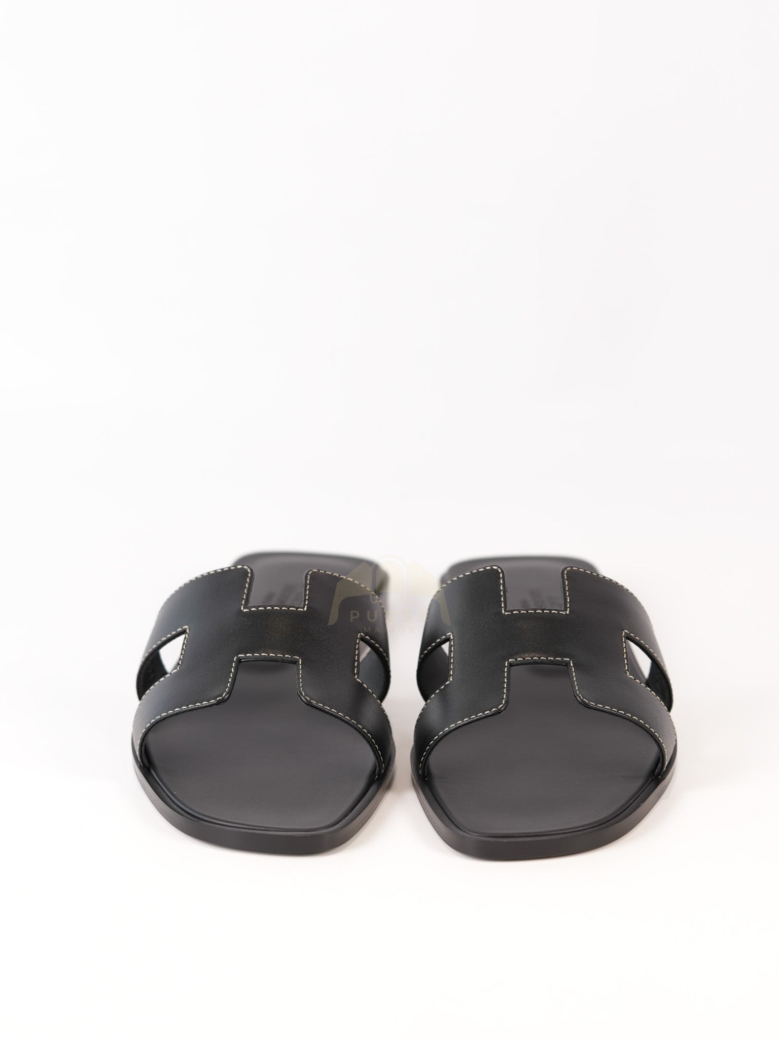 Oran in Noir/Black Box Calfskin Leather Size 37 | Purse Maison Luxury Bags Shop