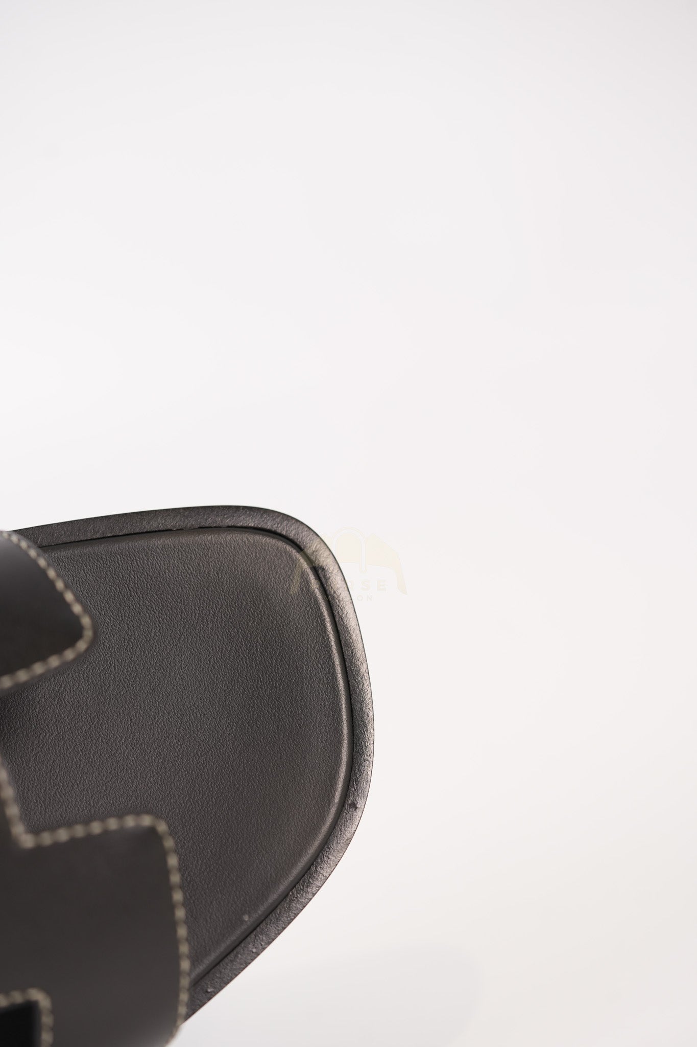 Oran in Noir/Black Box Calfskin Leather Size 37 | Purse Maison Luxury Bags Shop