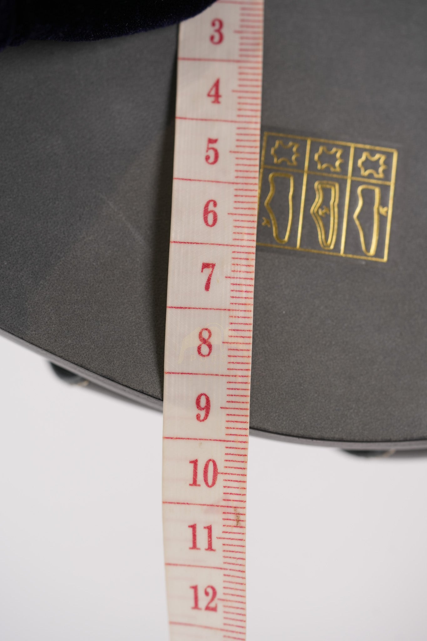 Oran in Noir/Black Box Calfskin Leather Size 37 | Purse Maison Luxury Bags Shop