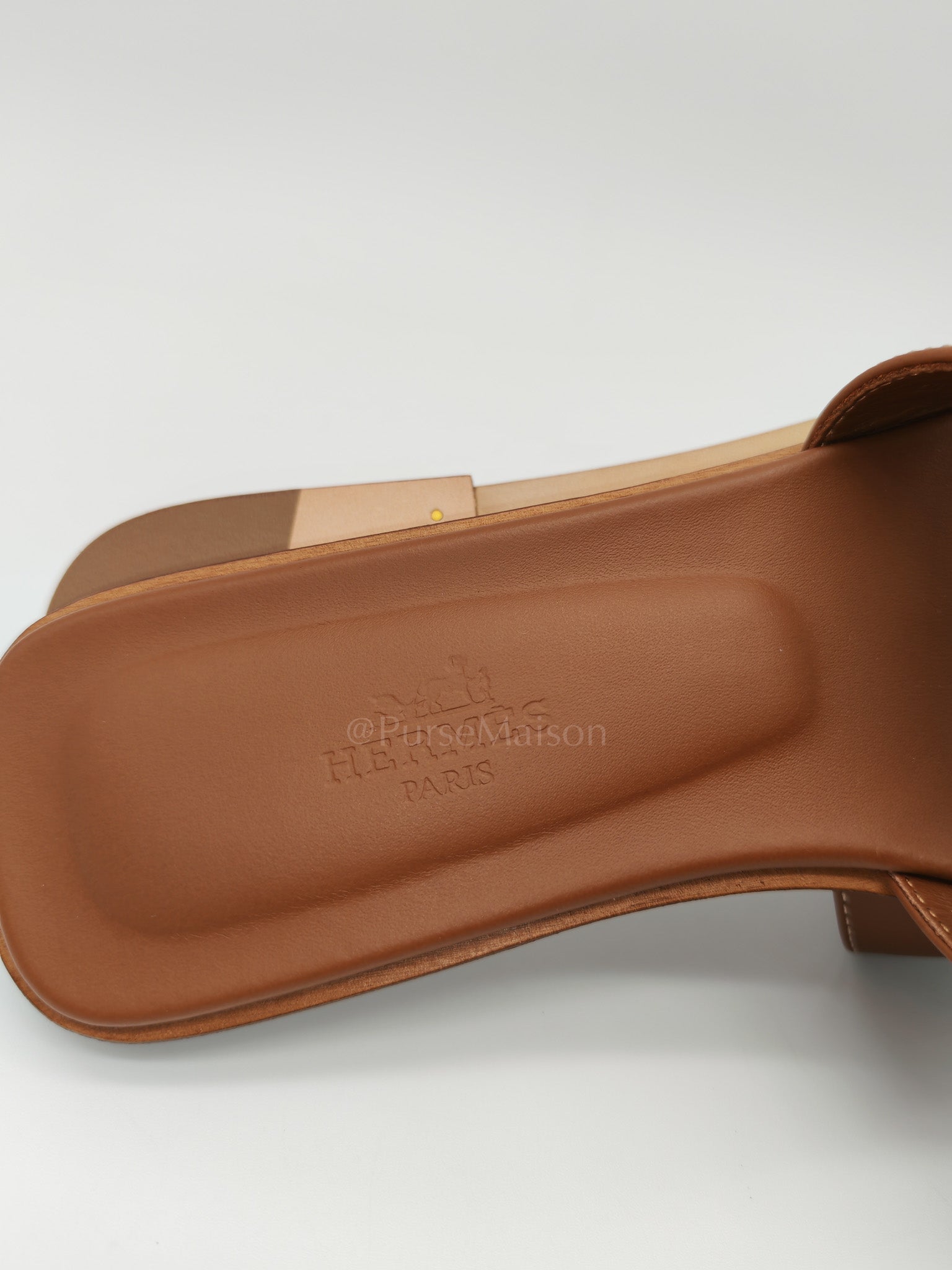 Oran Sandals in Gold Box Calfskin Leather Size 37 EU (23.5 cm) | Purse Maison Luxury Bags Shop