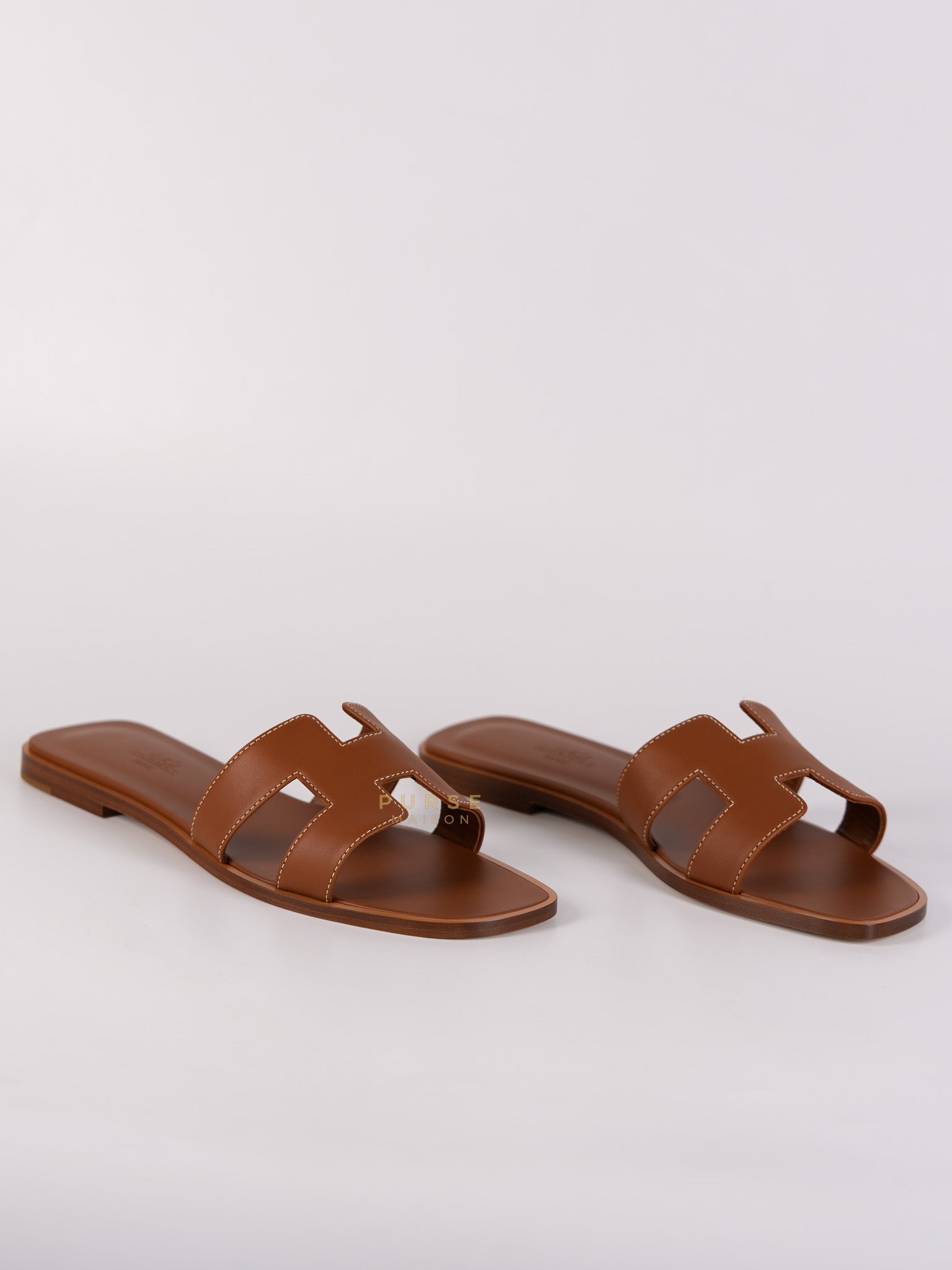 Oran Sandals in Gold Size 38.5 EU (24cm) | Purse Maison Luxury Bags Shop