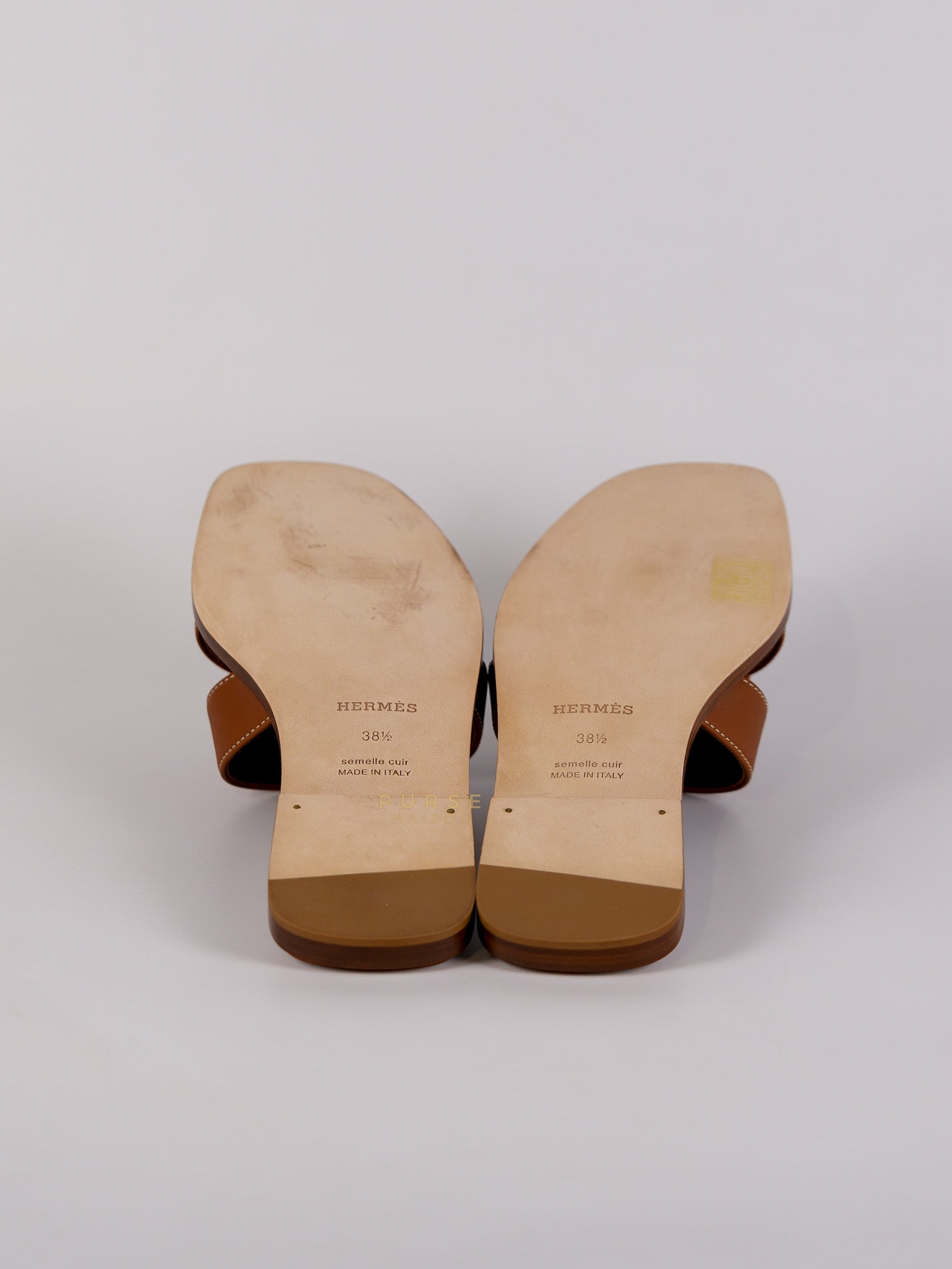 Oran Sandals in Gold Size 38.5 EU (24cm) | Purse Maison Luxury Bags Shop