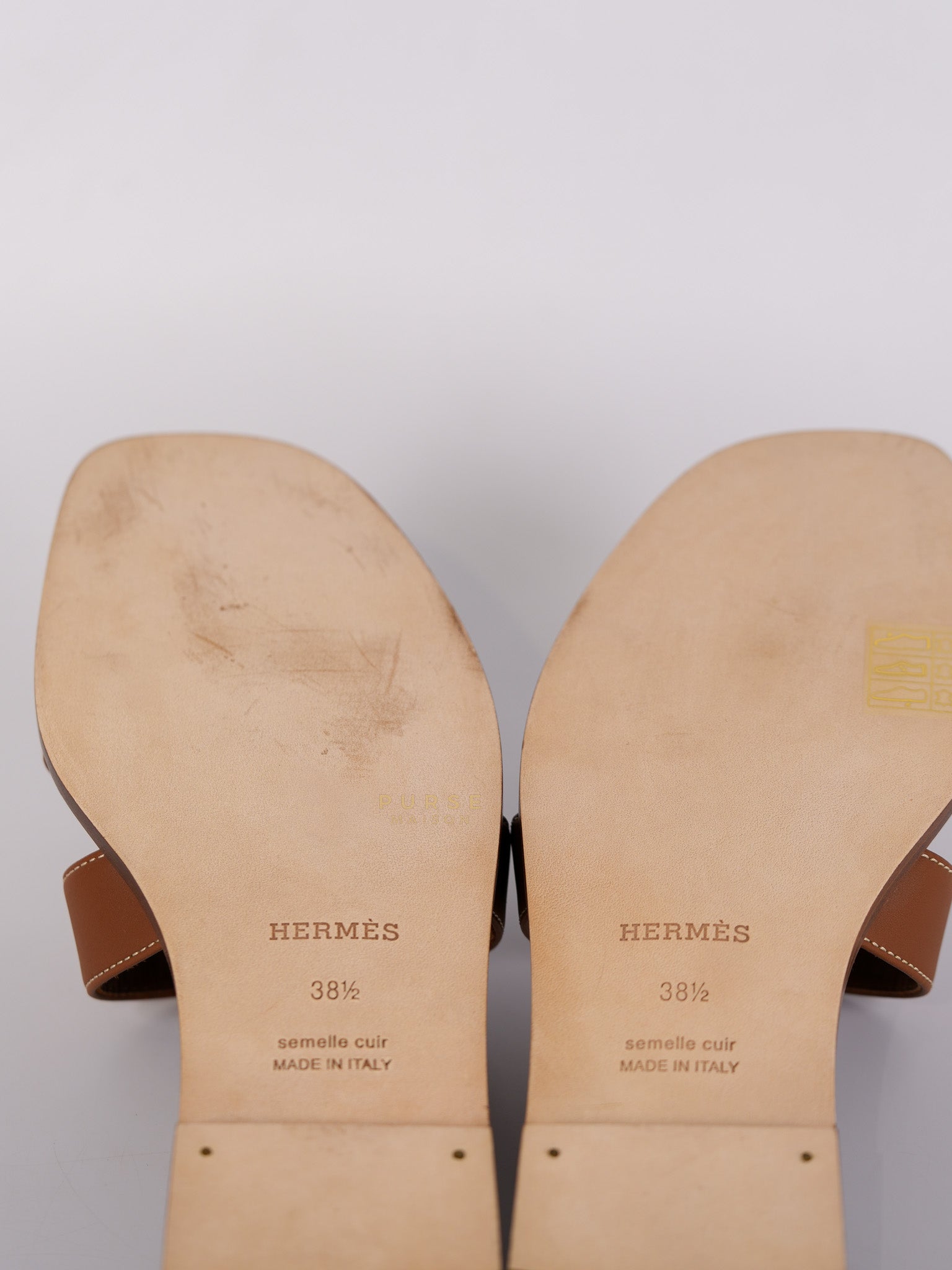 Oran Sandals in Gold Size 38.5 EU (24cm) | Purse Maison Luxury Bags Shop